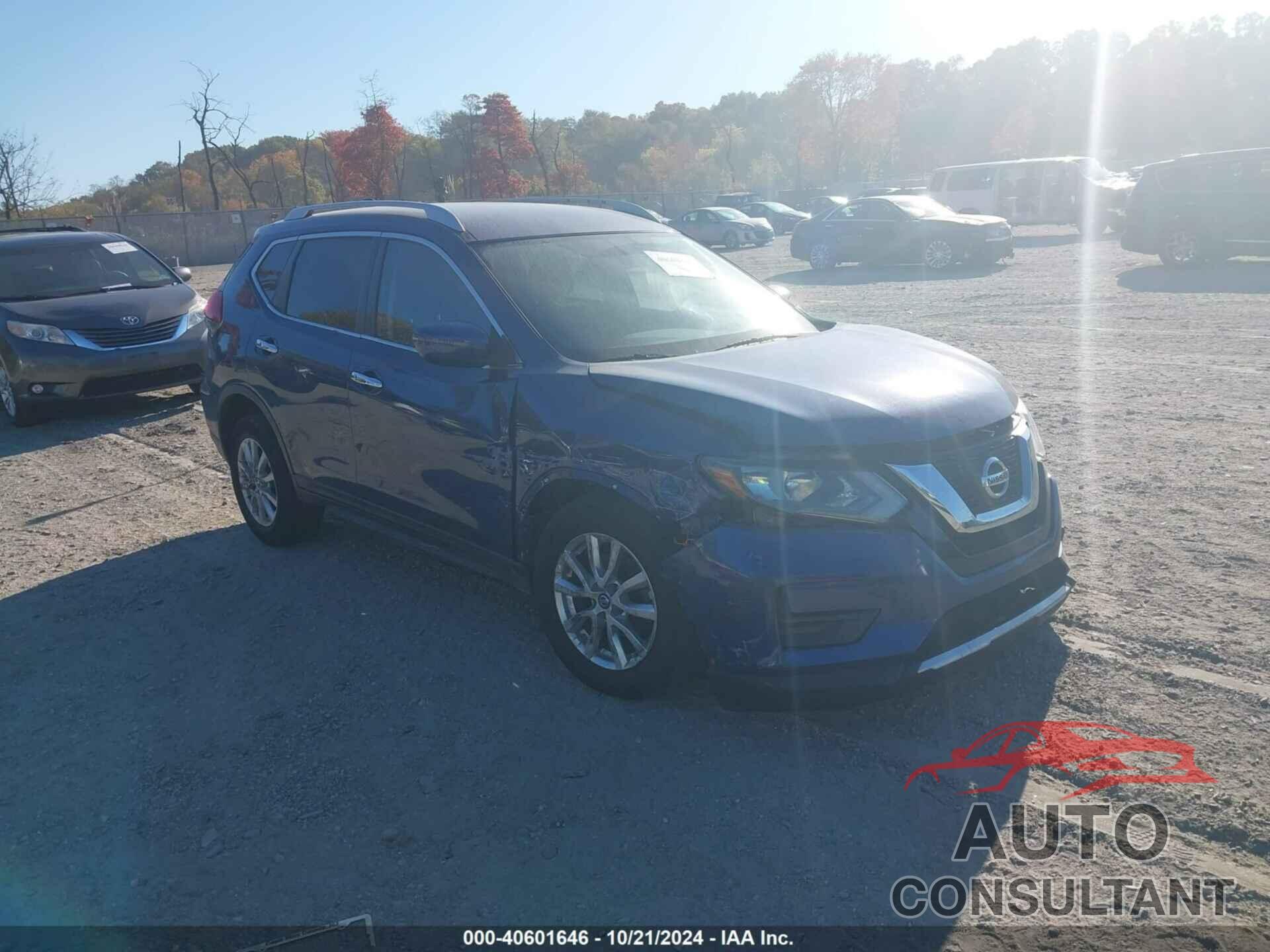 NISSAN ROGUE 2017 - KNMAT2MT3HP514195