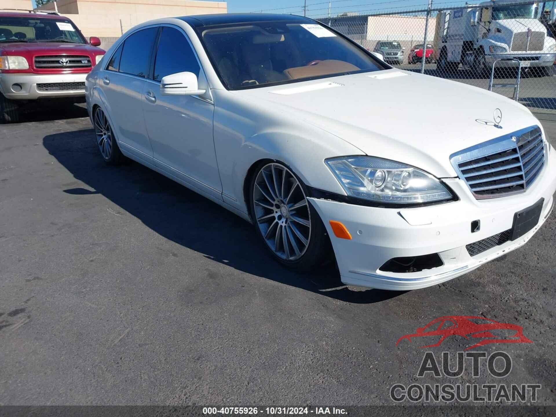 MERCEDES-BENZ S 550 2012 - WDDNG7DB0CA465159