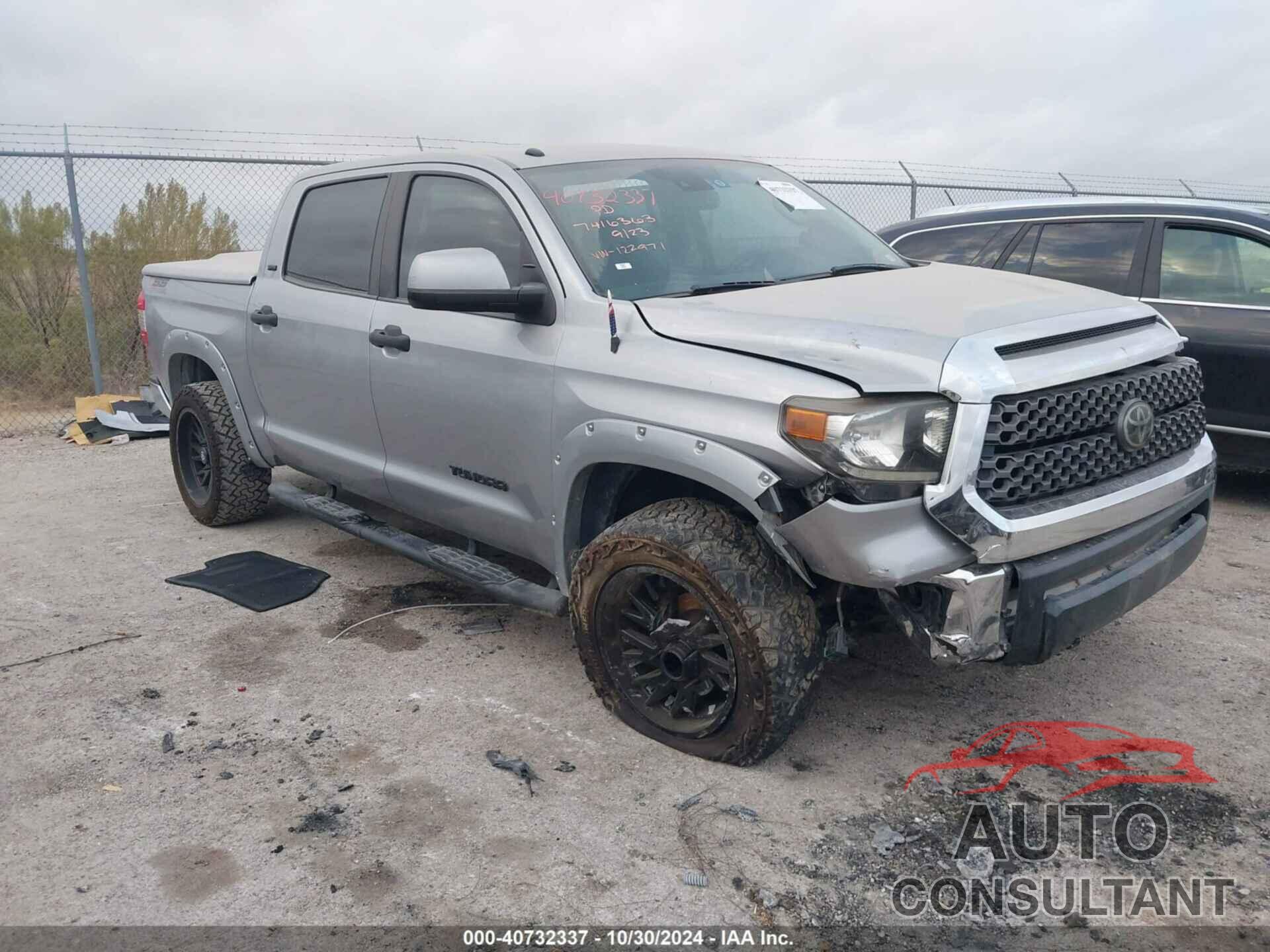 TOYOTA TUNDRA 2018 - 5TFEM5F19JX122971