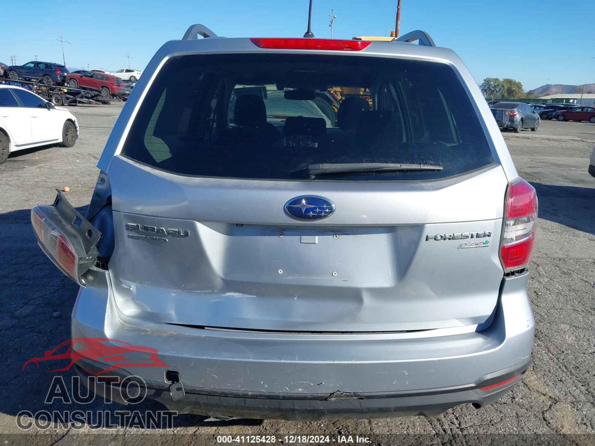 SUBARU FORESTER 2015 - JF2SJAFC1FH583574