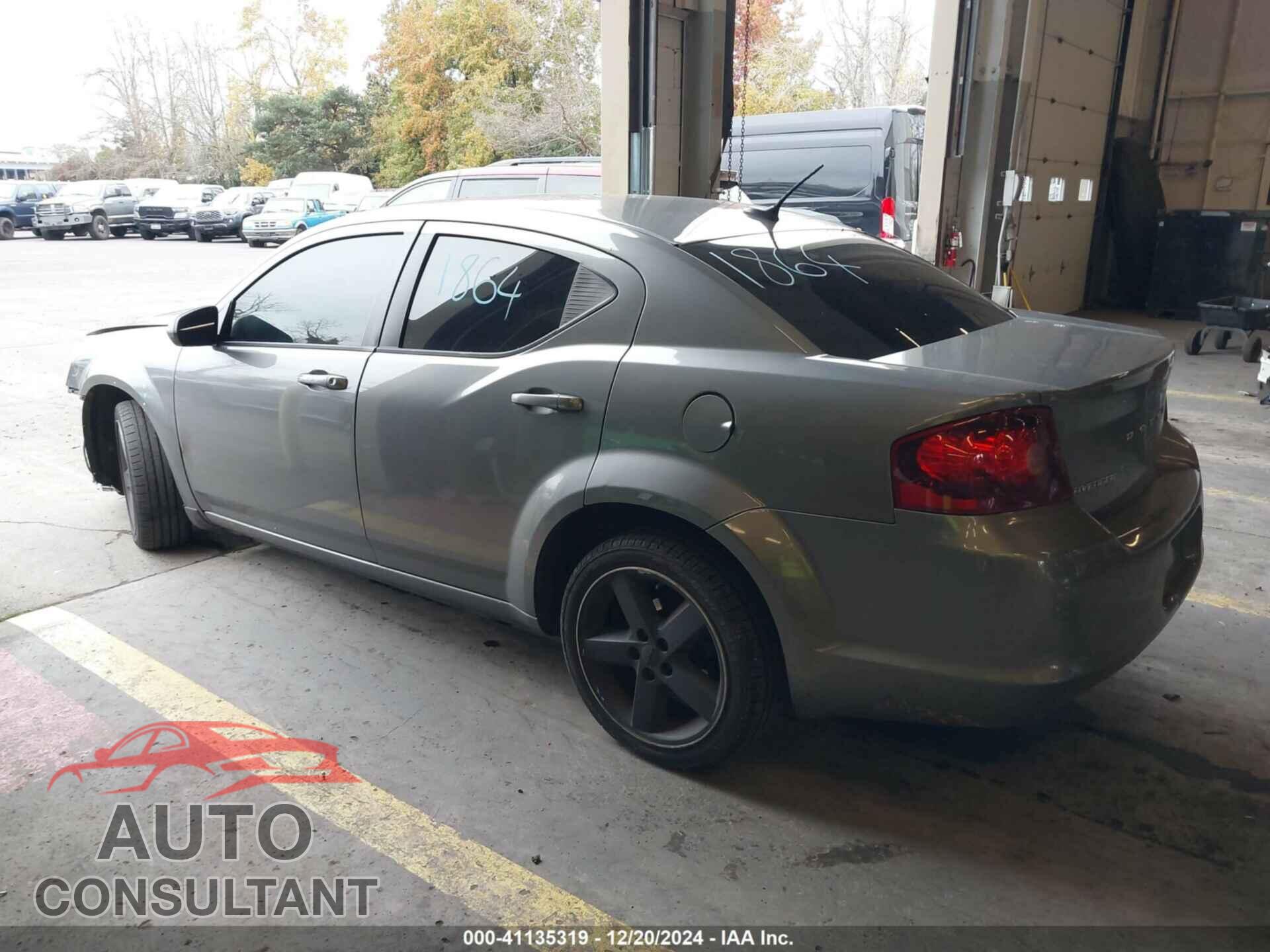 DODGE AVENGER 2011 - 1B3BD2FB5BN583464