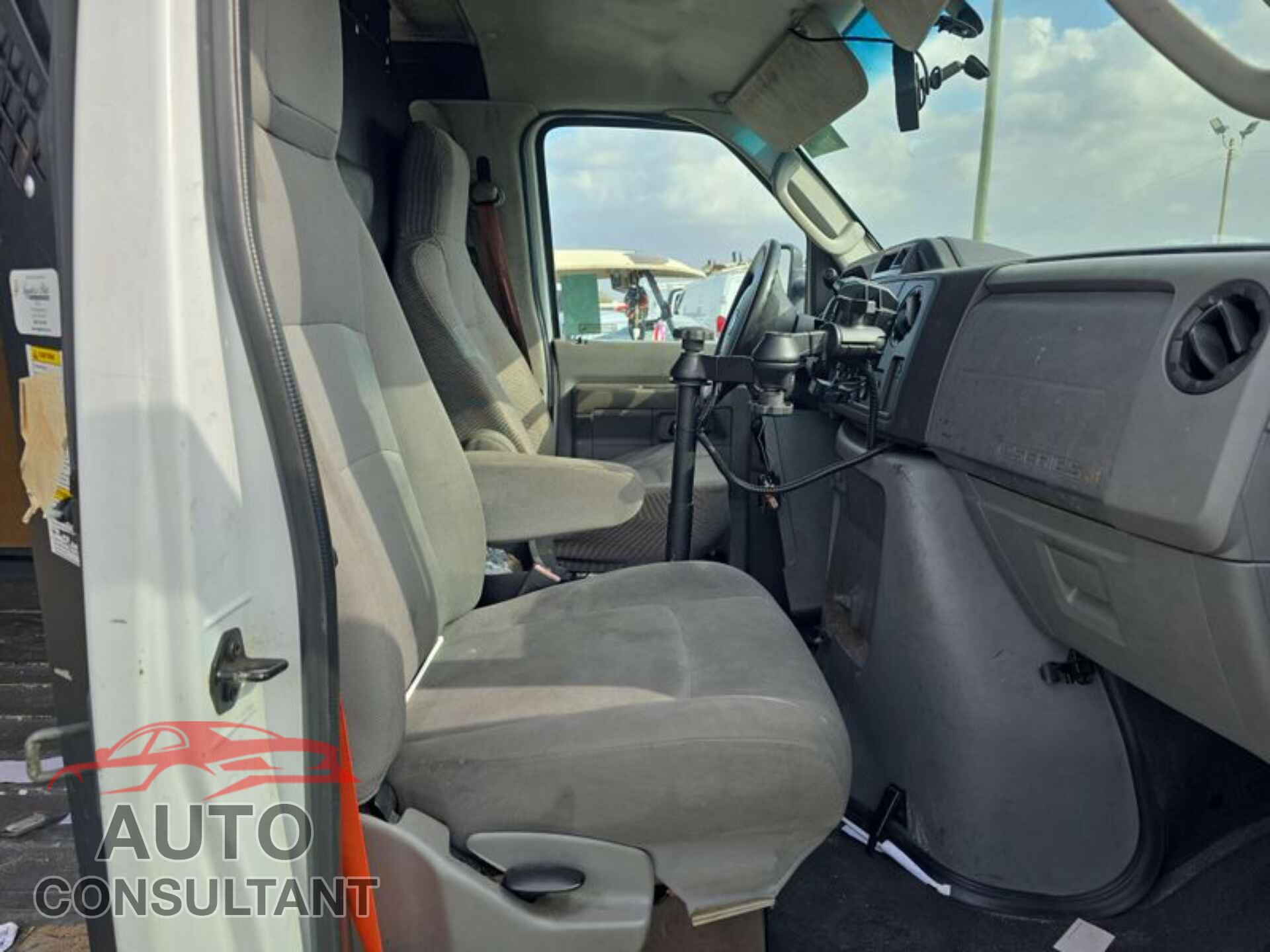 FORD ECONOLINE 2010 - 1FTNE1EW2ADA91535