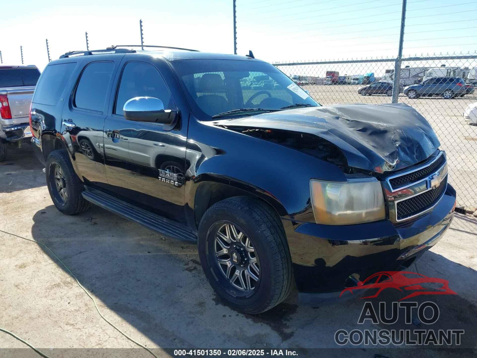 CHEVROLET TAHOE 2011 - 1GNSCBE00BR170952