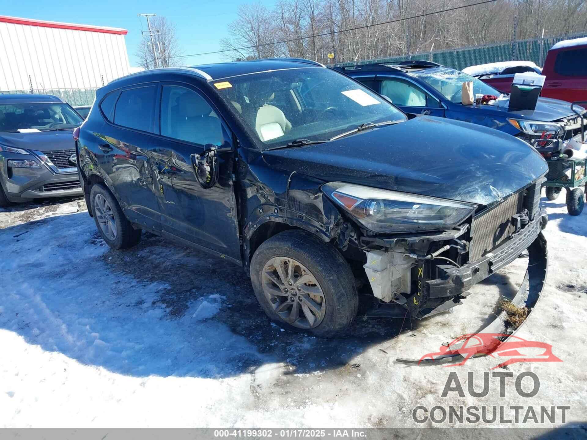 HYUNDAI TUCSON 2018 - KM8J3CA42JU643213