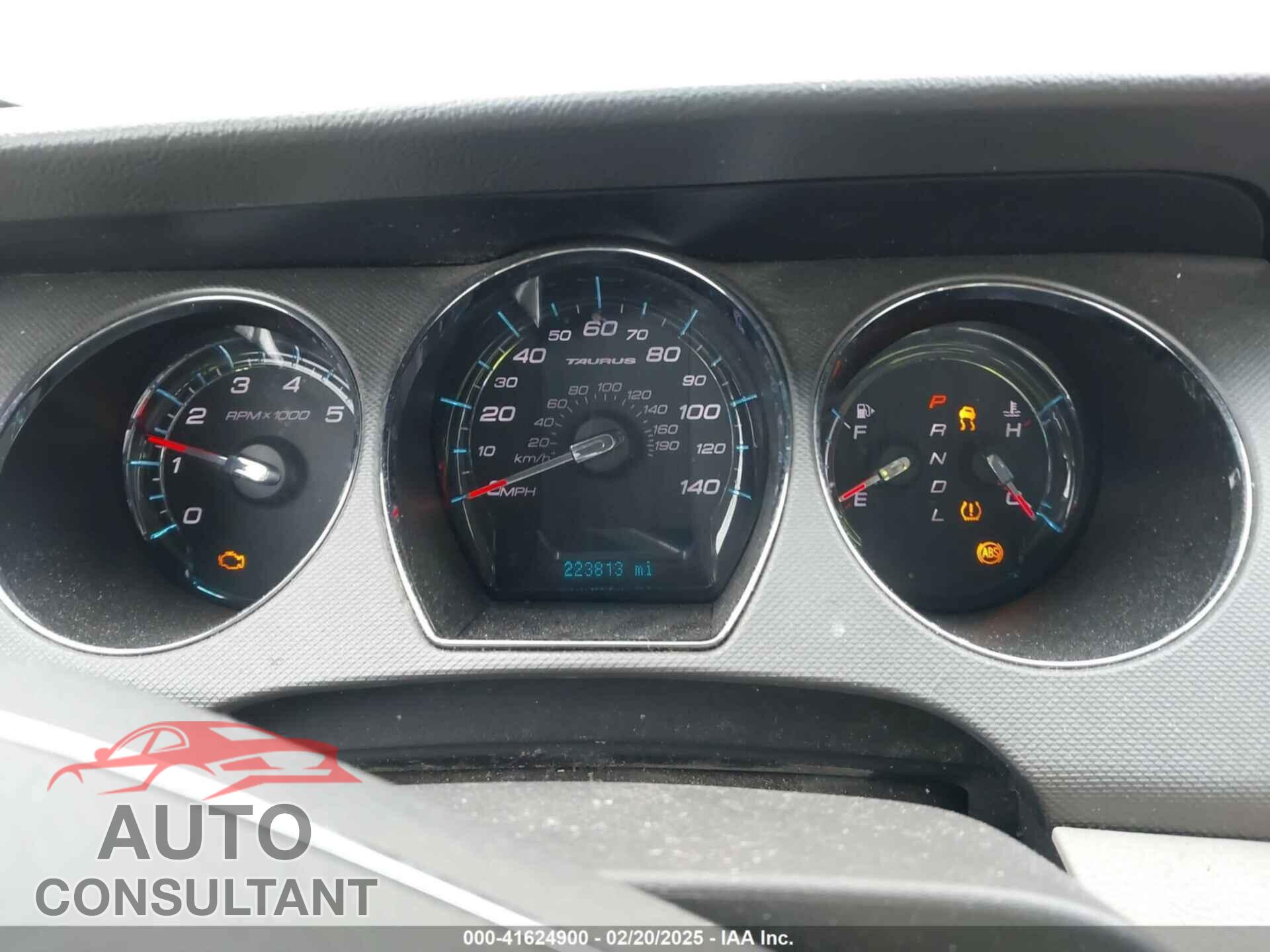 FORD TAURUS 2010 - 1FAHP2DW9AG165567