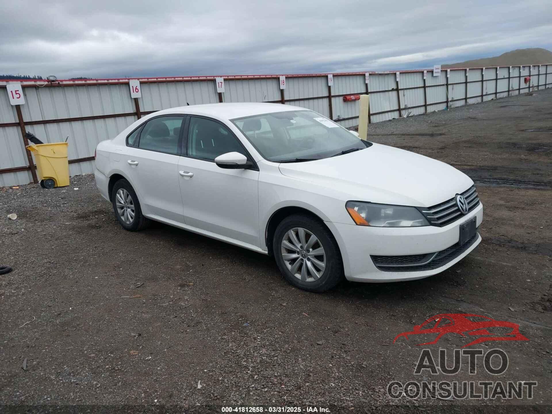 VOLKSWAGEN PASSAT 2012 - 1VWAH7A37CC095106