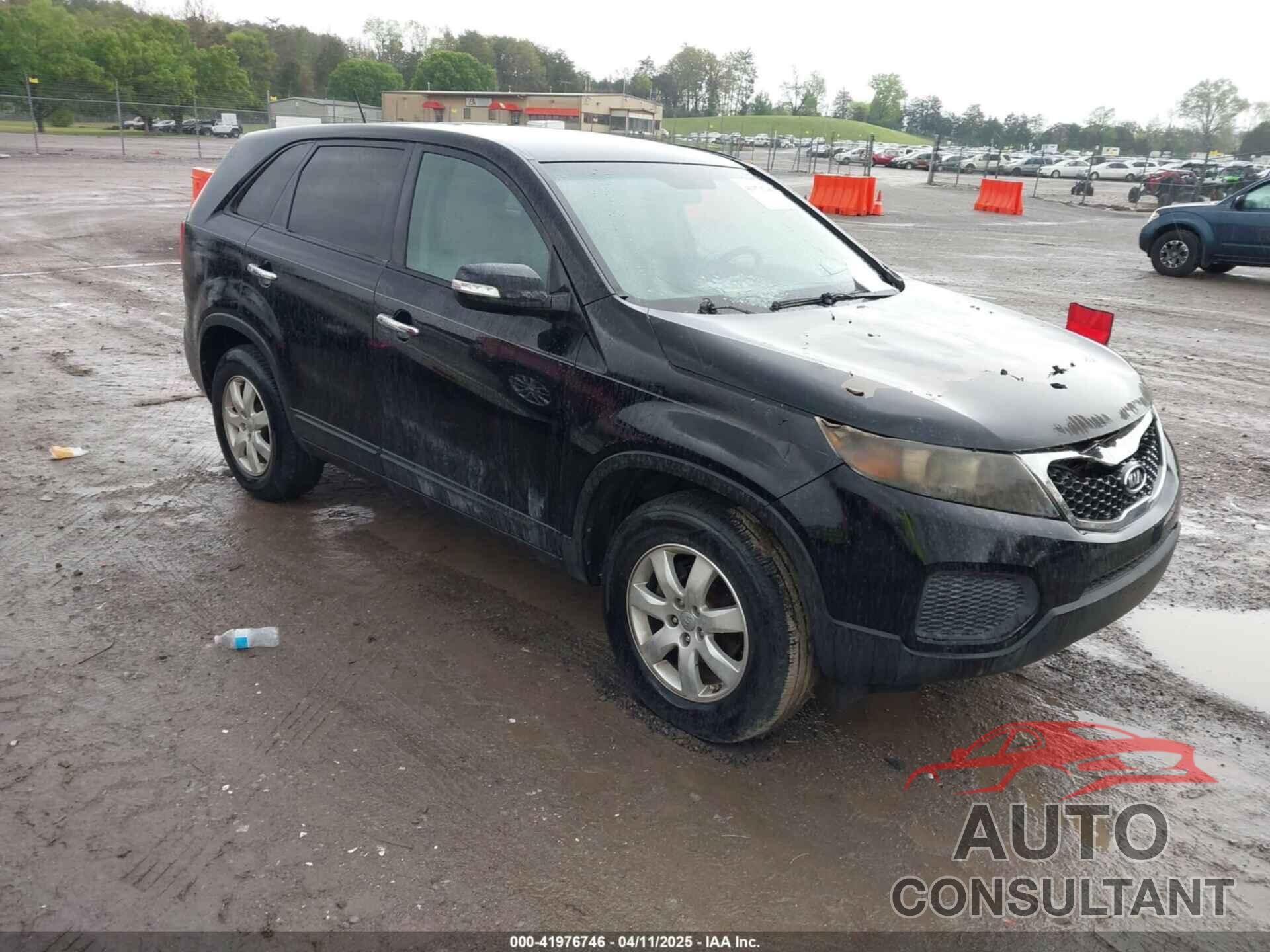 KIA SORENTO 2013 - 5XYKTDA61DG335424
