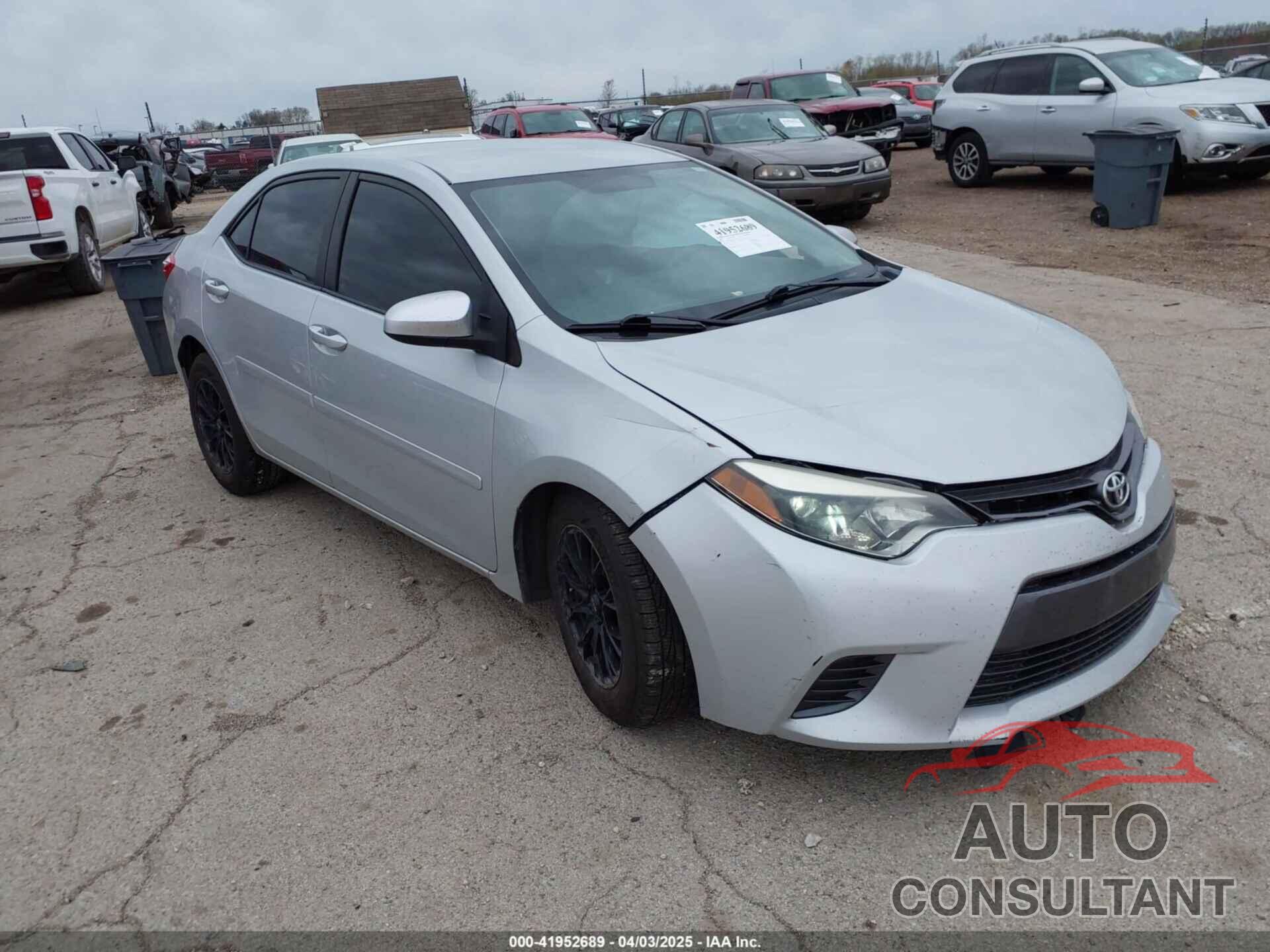 TOYOTA COROLLA 2015 - 2T1BURHE4FC392447