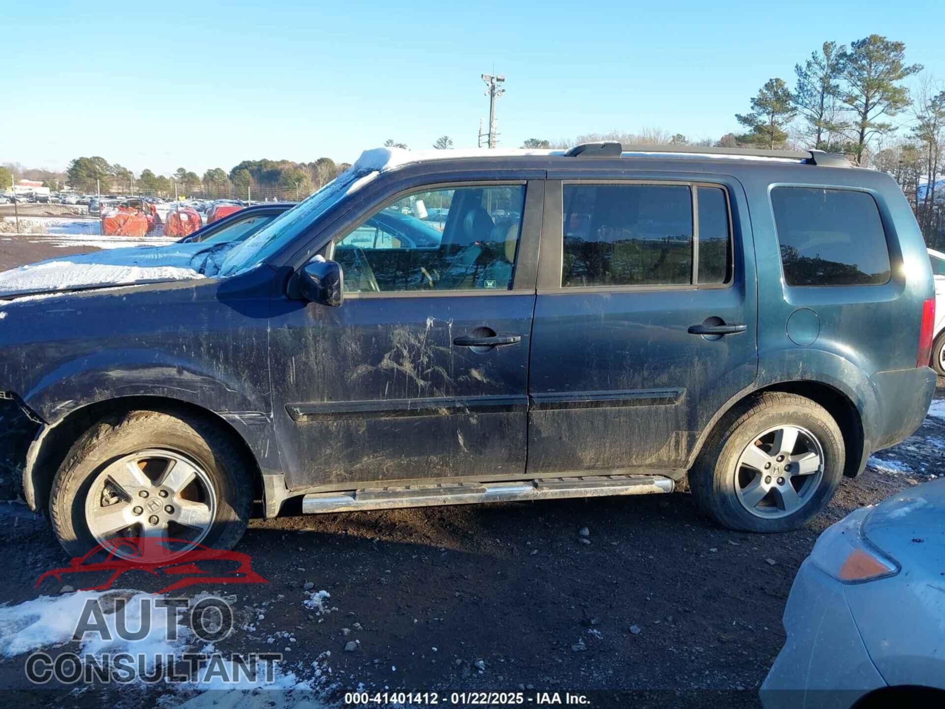 HONDA PILOT 2011 - 5FNYF4H64BB020144