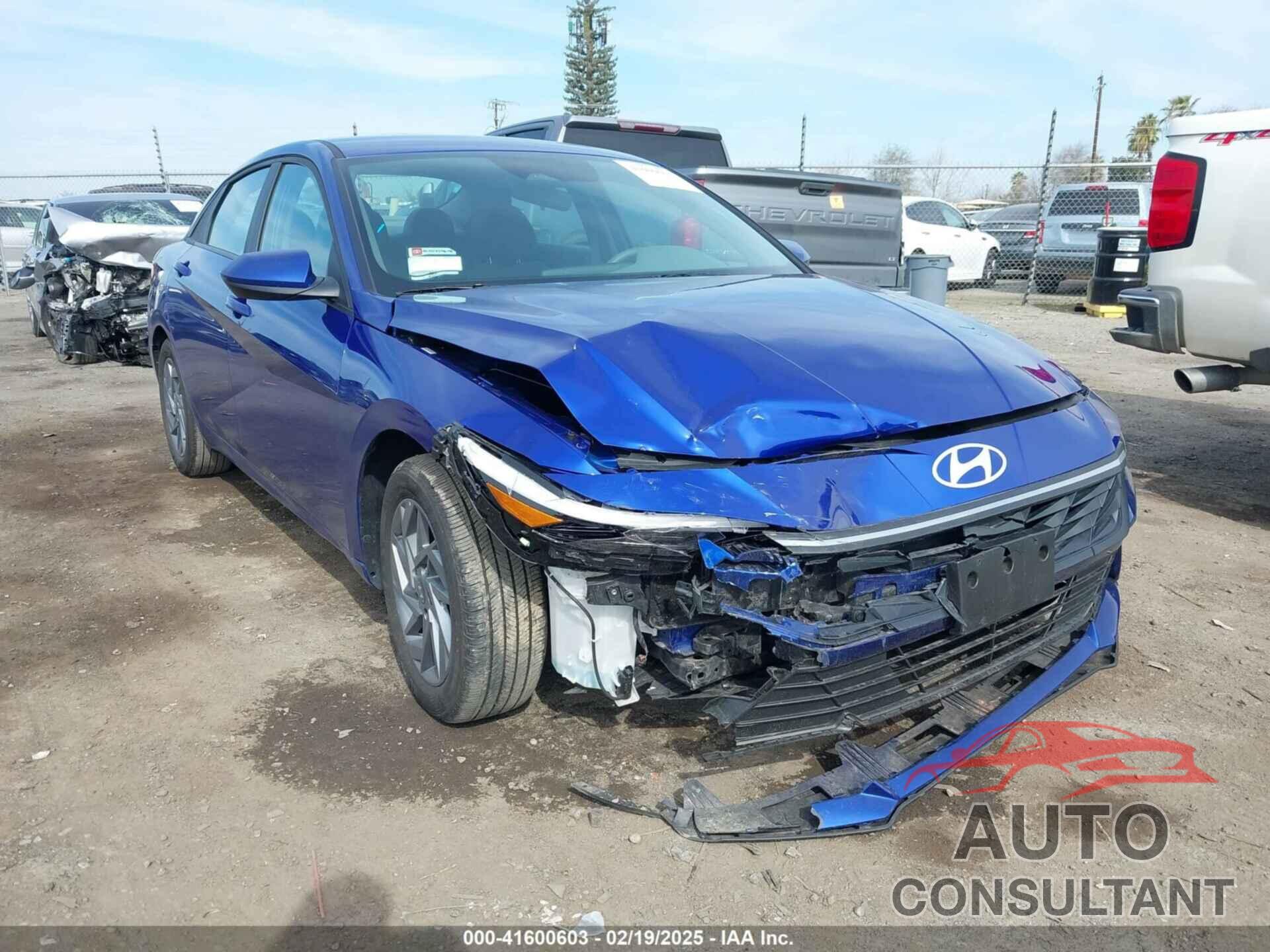HYUNDAI ELANTRA 2024 - KMHLM4DGXRU820751