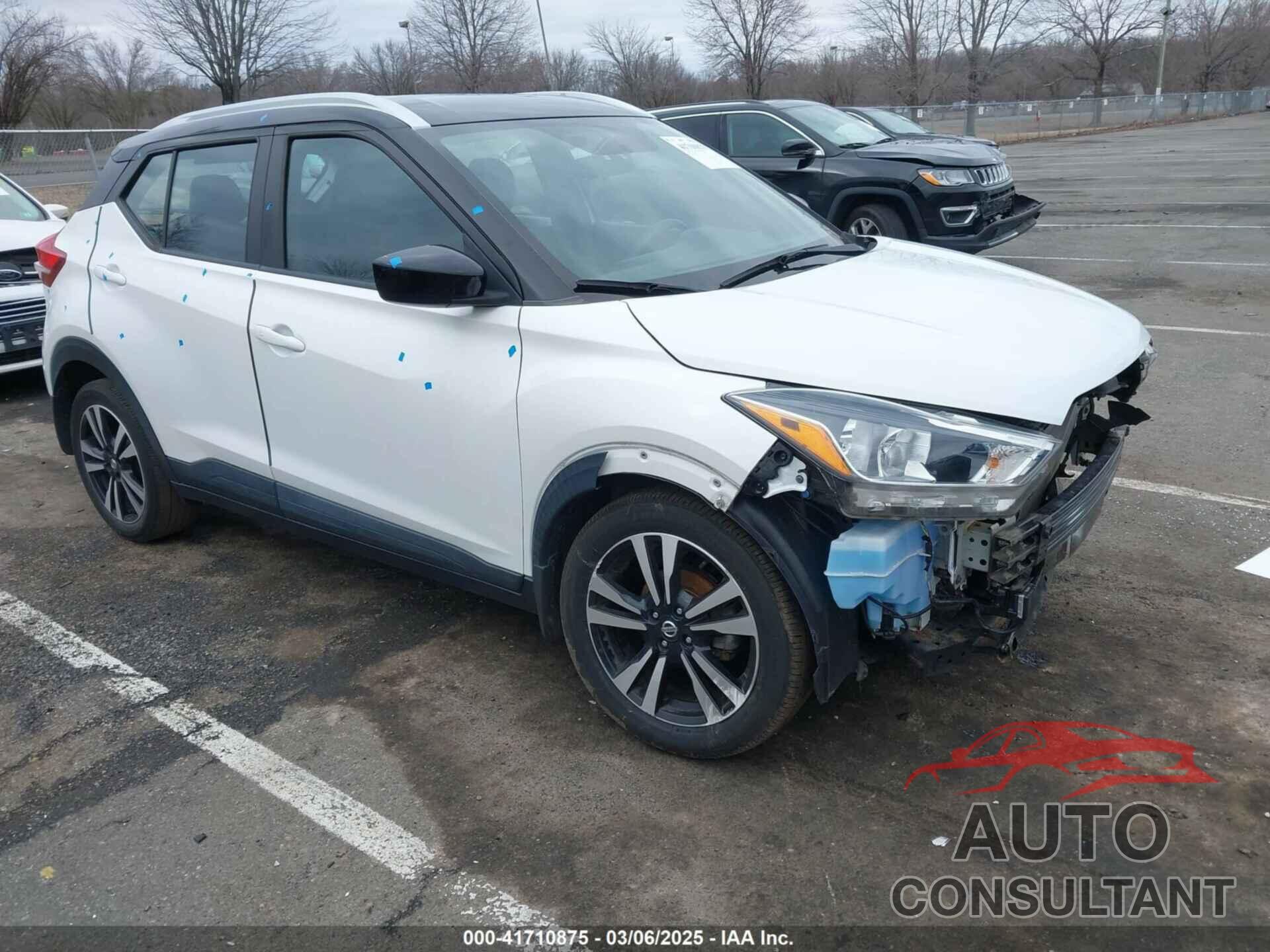 NISSAN KICKS 2018 - 3N1CP5CU0JL510389