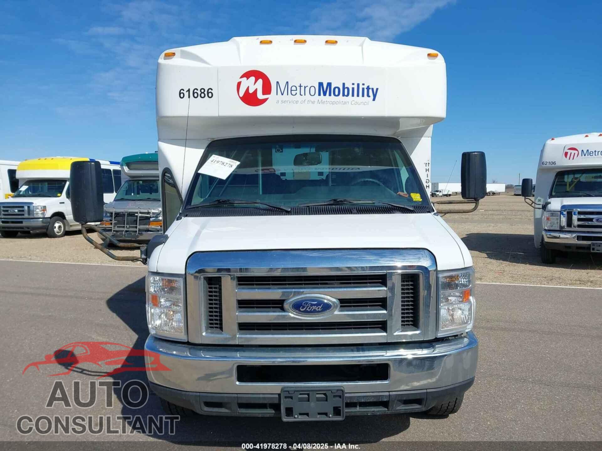 FORD E-450 CUTAWAY 2019 - 1FDFE4FS2KDC32053