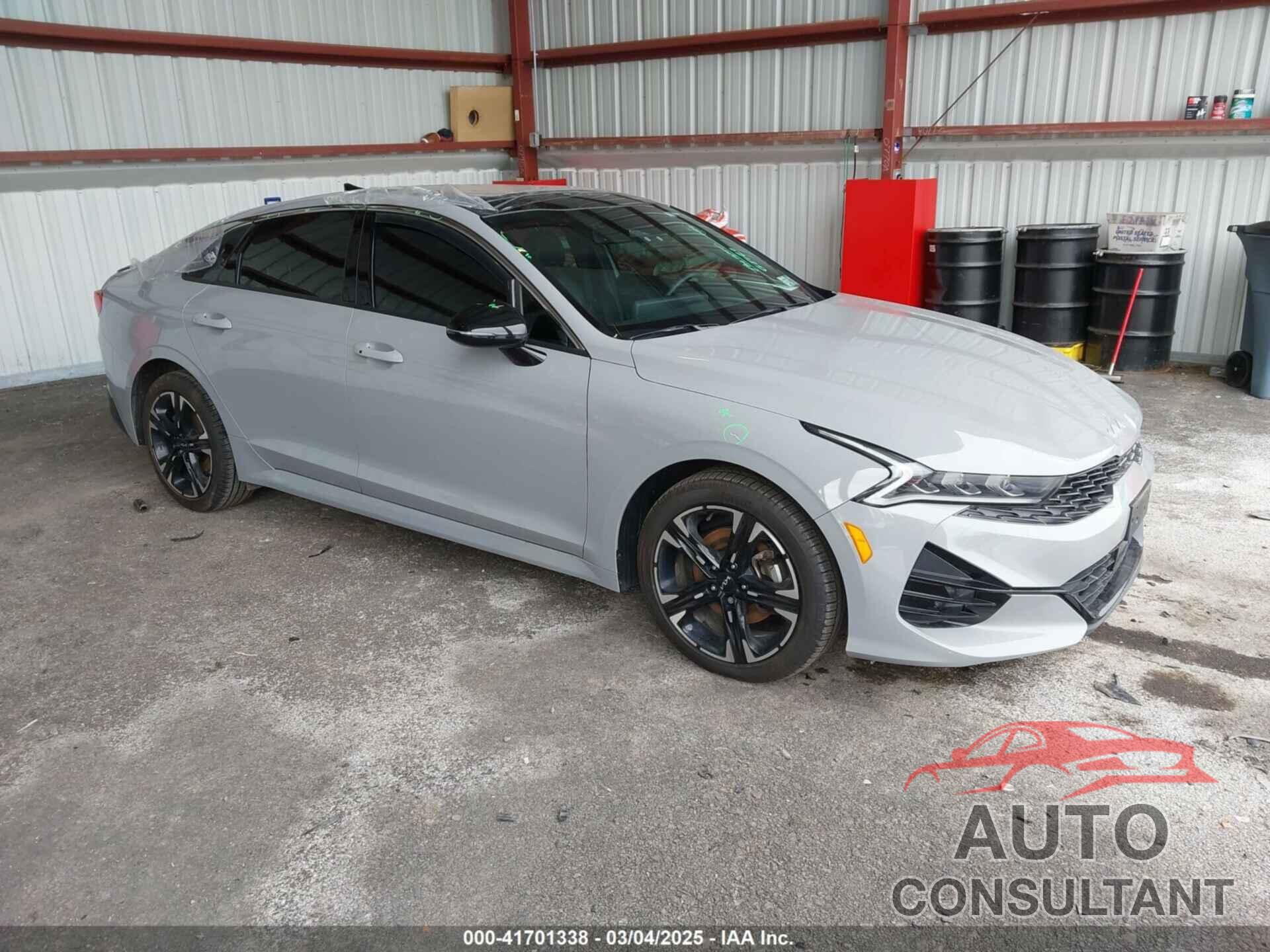 KIA K5 2023 - 5XXG64J25PG189452