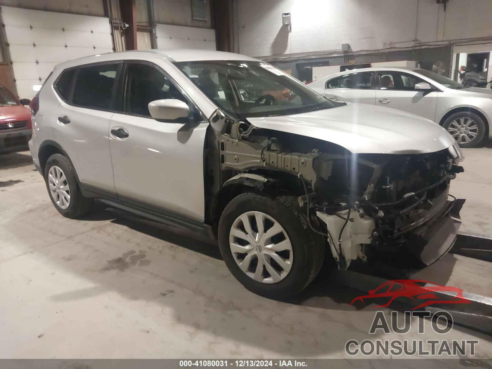 NISSAN ROGUE 2018 - 5N1AT2MV6JC758367