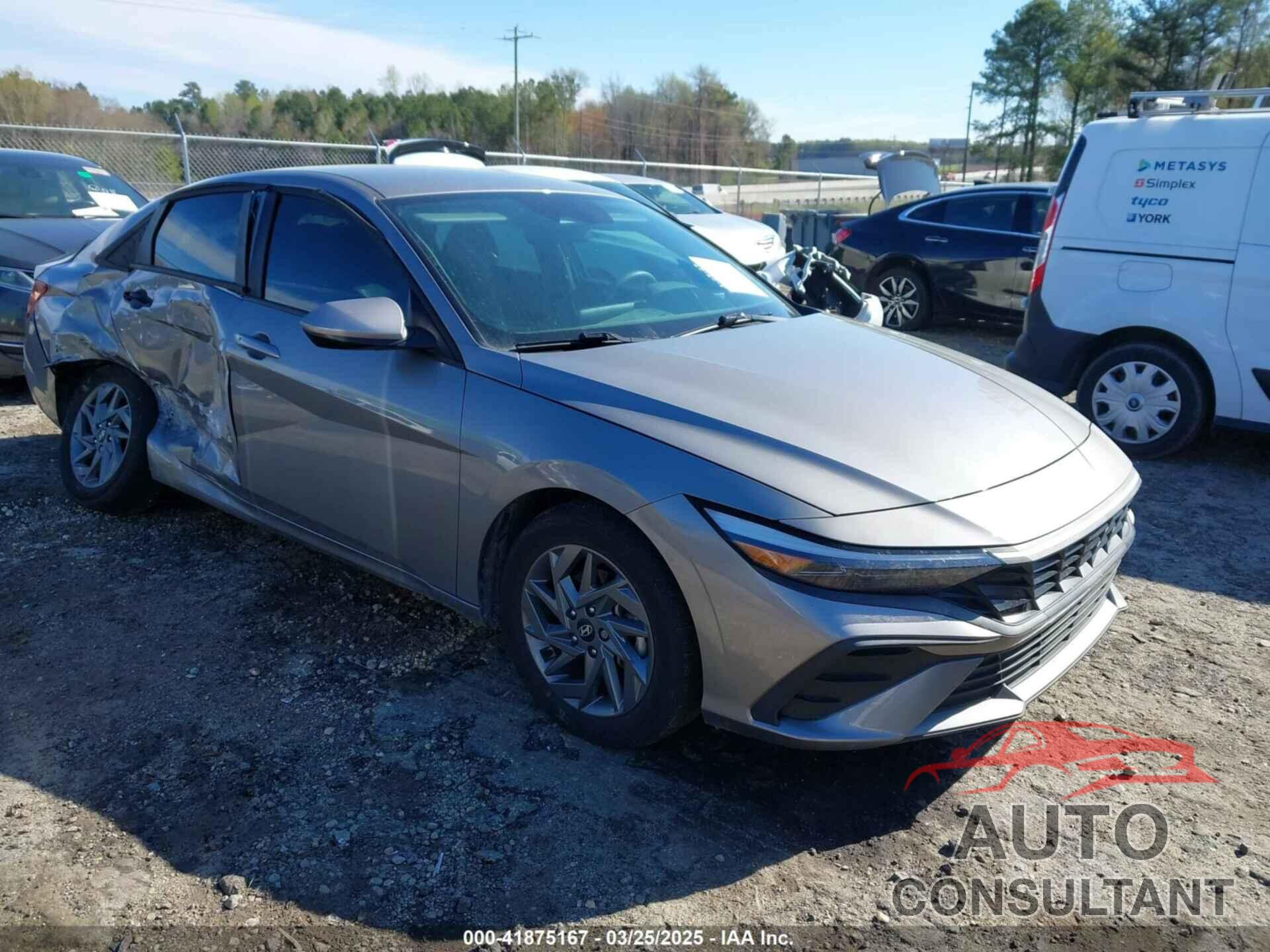 HYUNDAI ELANTRA 2024 - KMHLM4DG8RU659817