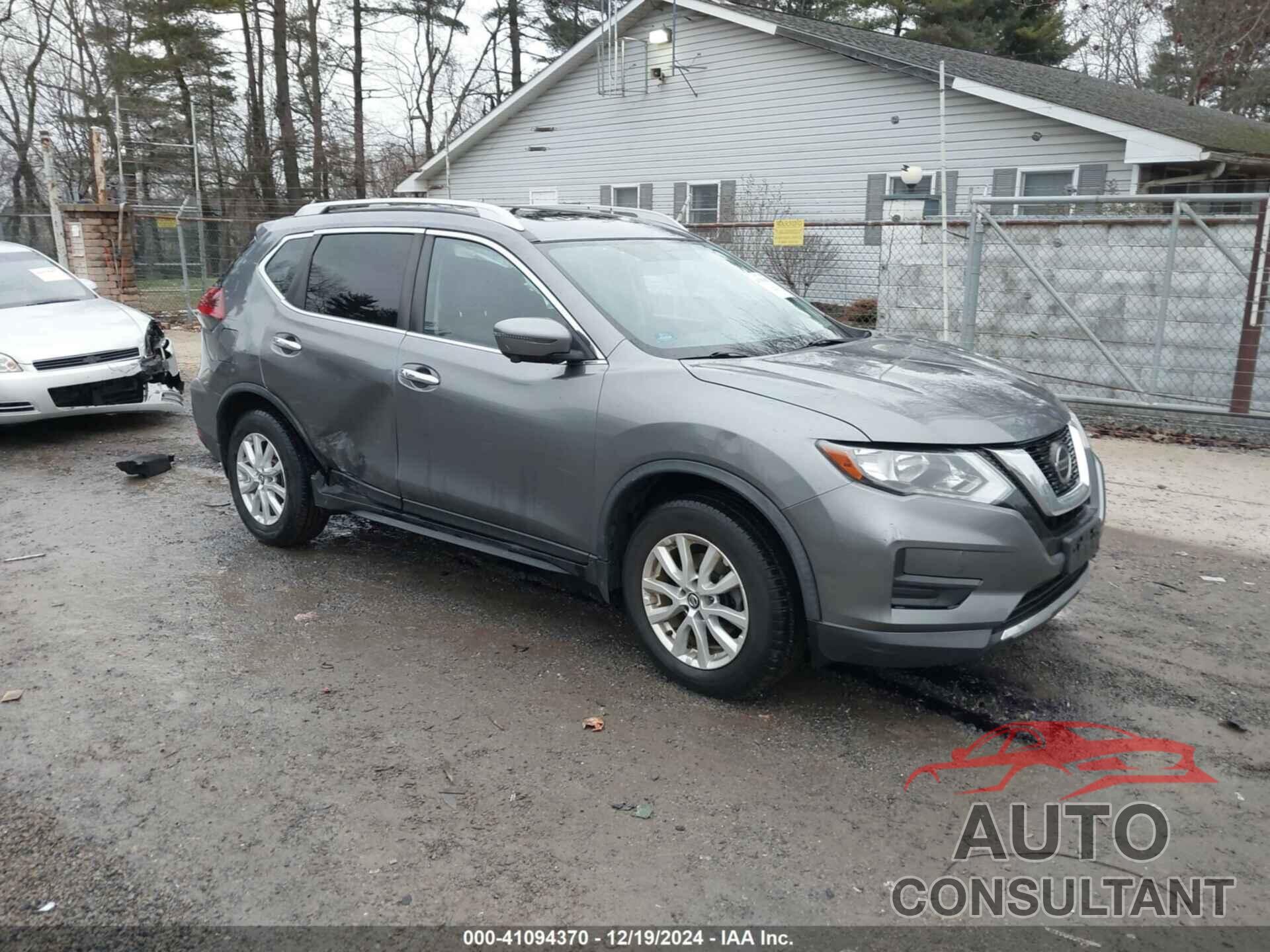 NISSAN ROGUE 2018 - JN8AT2MV5JW303016