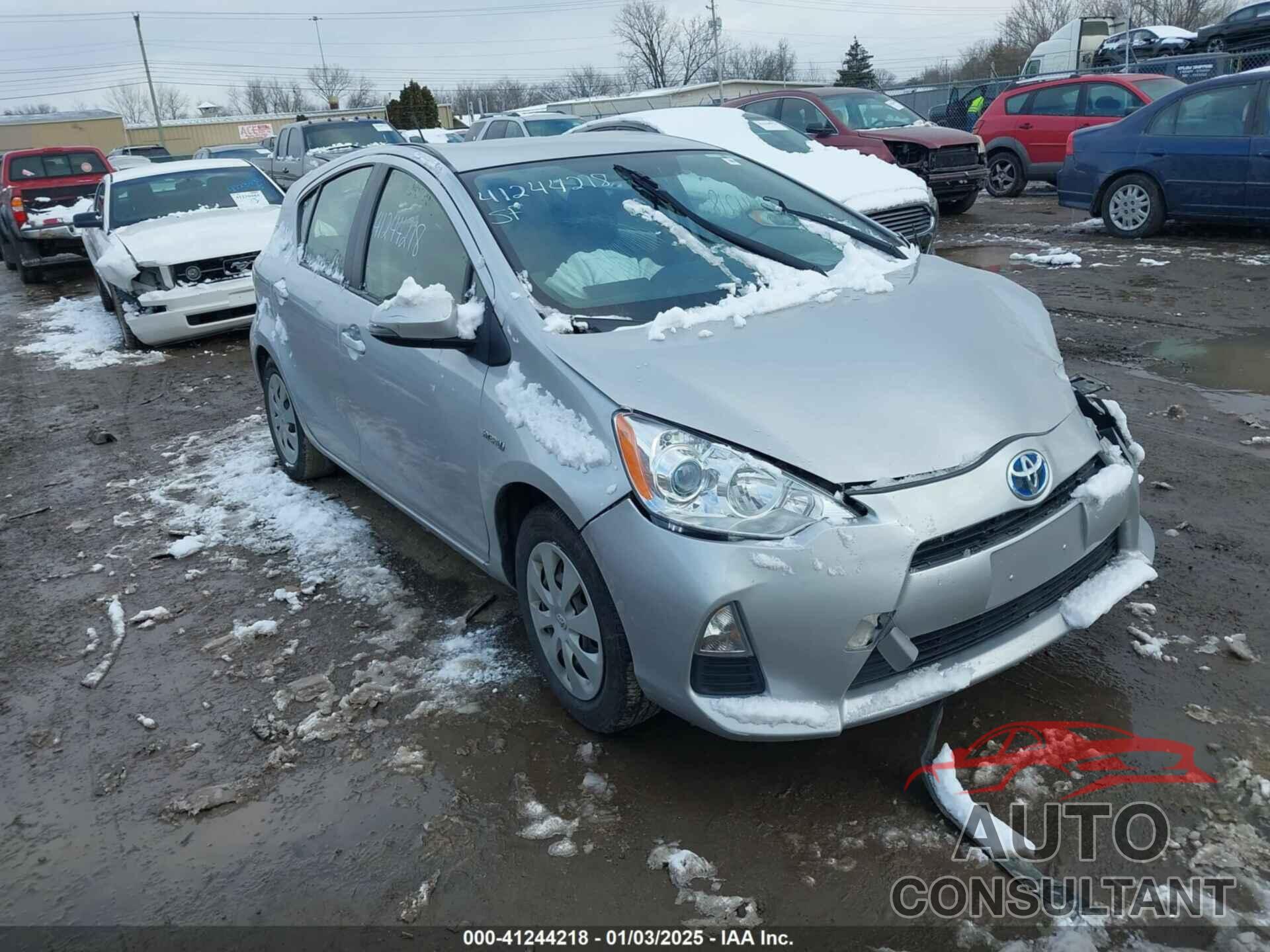 TOYOTA PRIUS C 2013 - JTDKDTB33D1057377