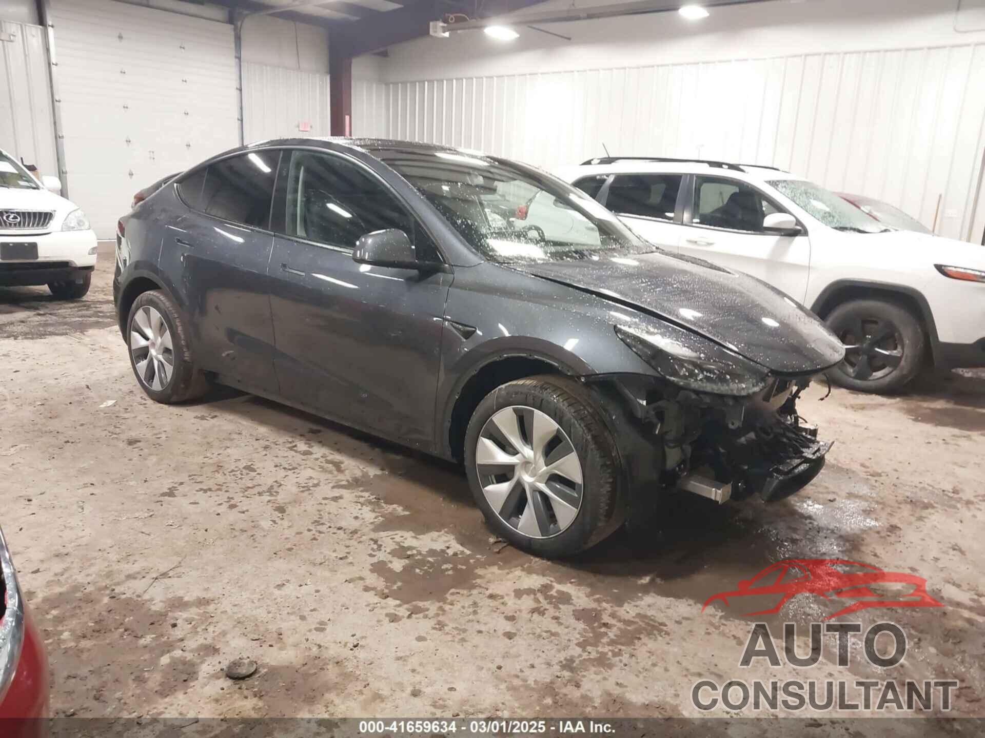 TESLA MODEL Y 2023 - 7SAYGDEE7PA206096