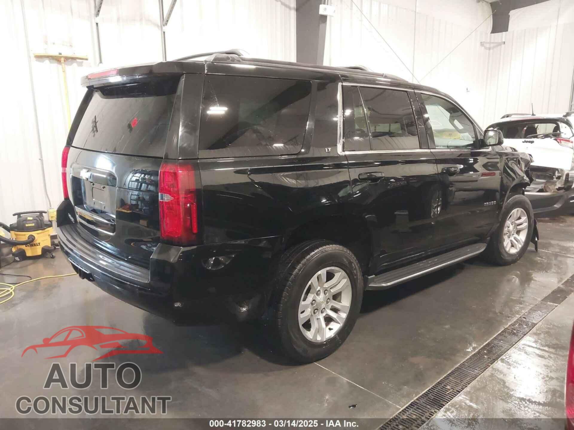 CHEVROLET TAHOE 2020 - 1GNSKBKC2LR123473