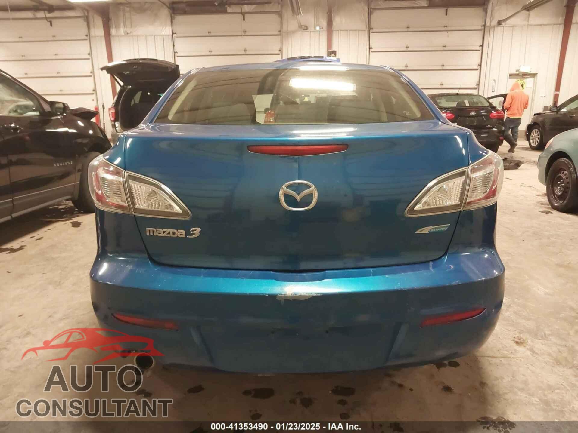 MAZDA MAZDA3 2012 - JM1BL1V77C1574427