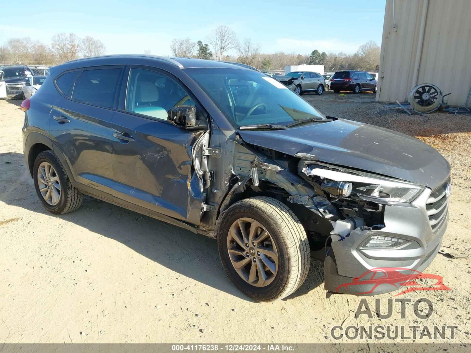 HYUNDAI TUCSON 2018 - KM8J3CA44JU728411