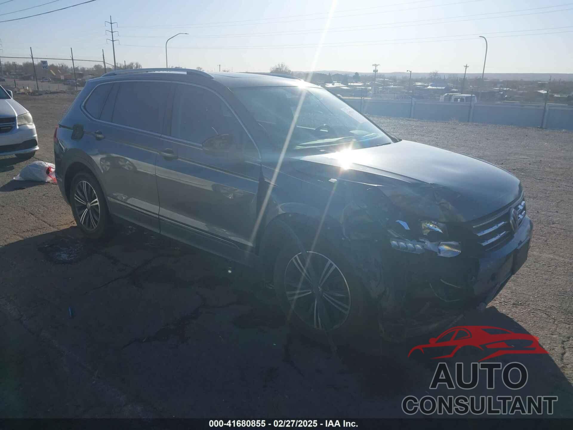 VOLKSWAGEN TIGUAN 2018 - 3VV3B7AXXJM088230