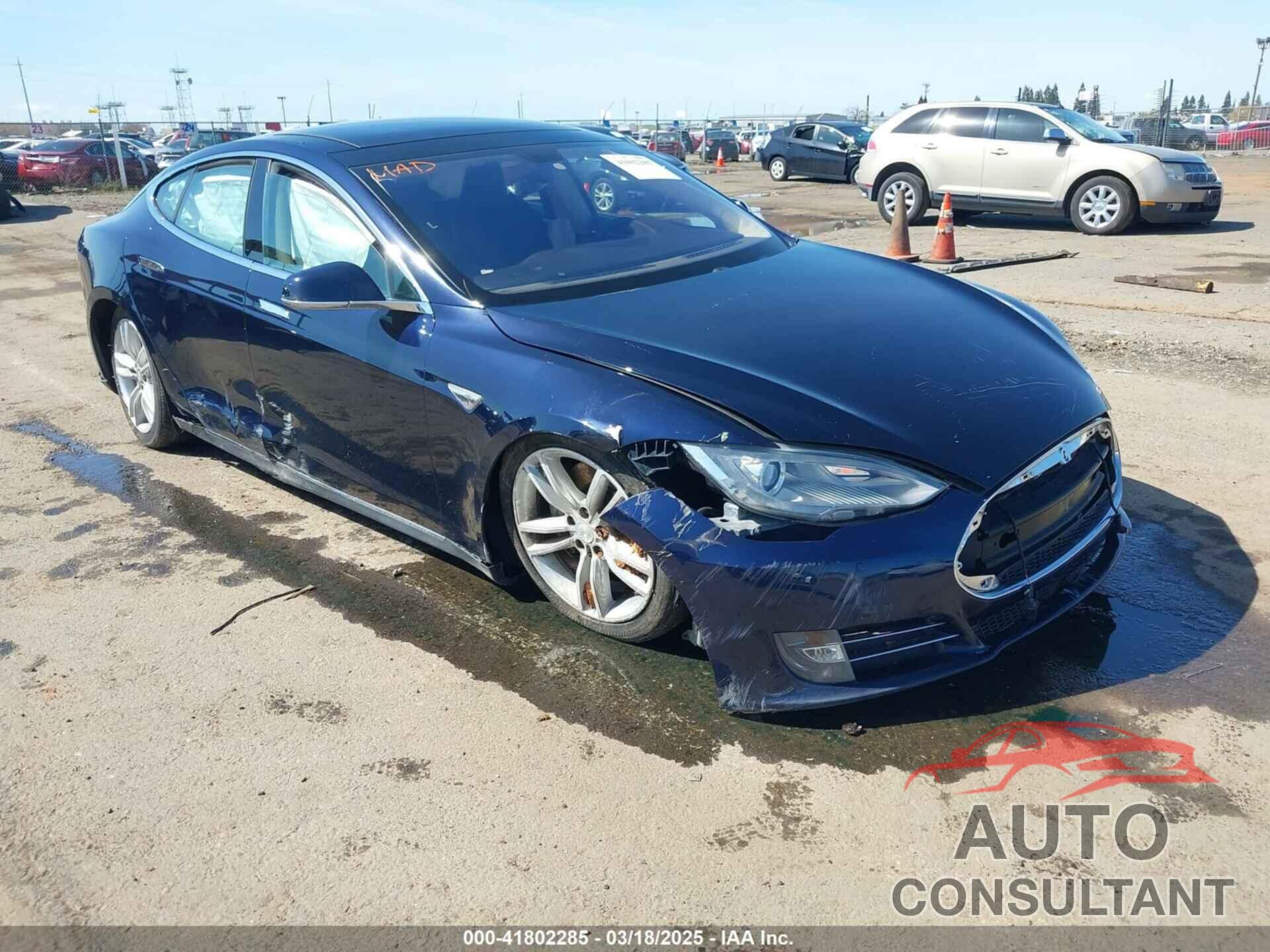 TESLA MODEL S 2014 - 5YJSA1H11EFP47897