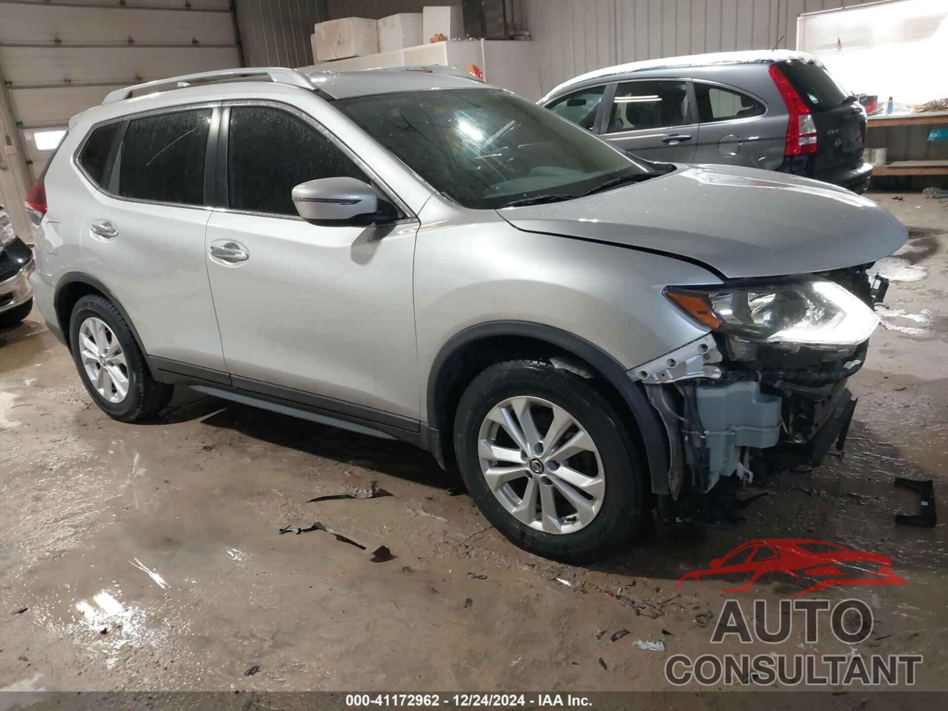 NISSAN ROGUE 2018 - 5N1AT2MT3JC821861