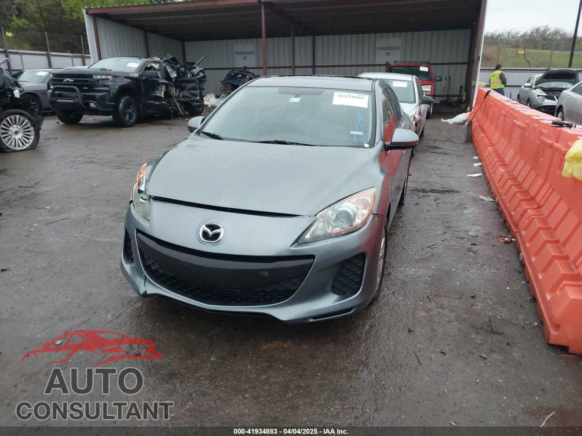 MAZDA MAZDA3 2012 - JM1BL1V77C1574038
