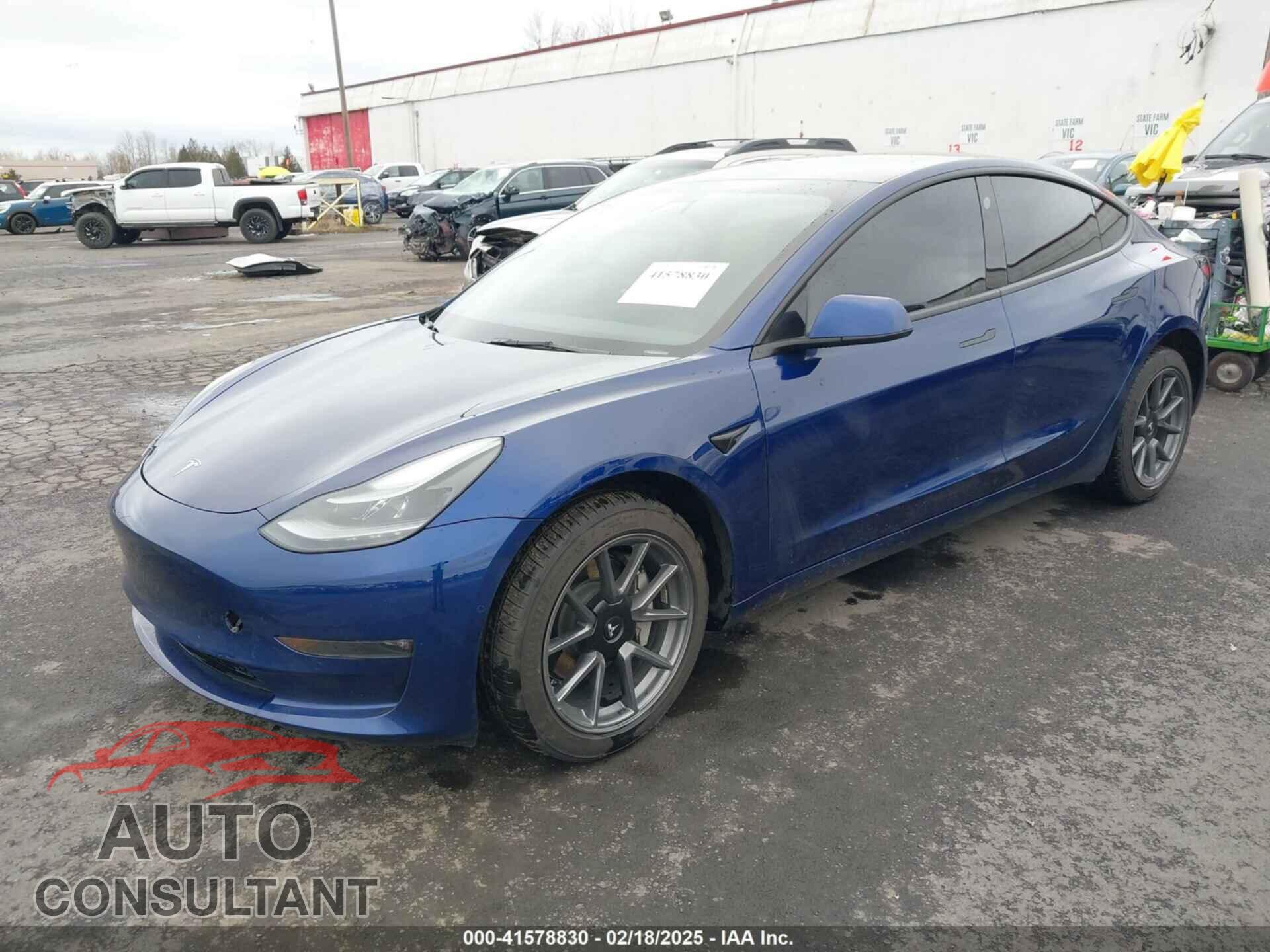 TESLA MODEL 3 2022 - 5YJ3E1EB8NF136660