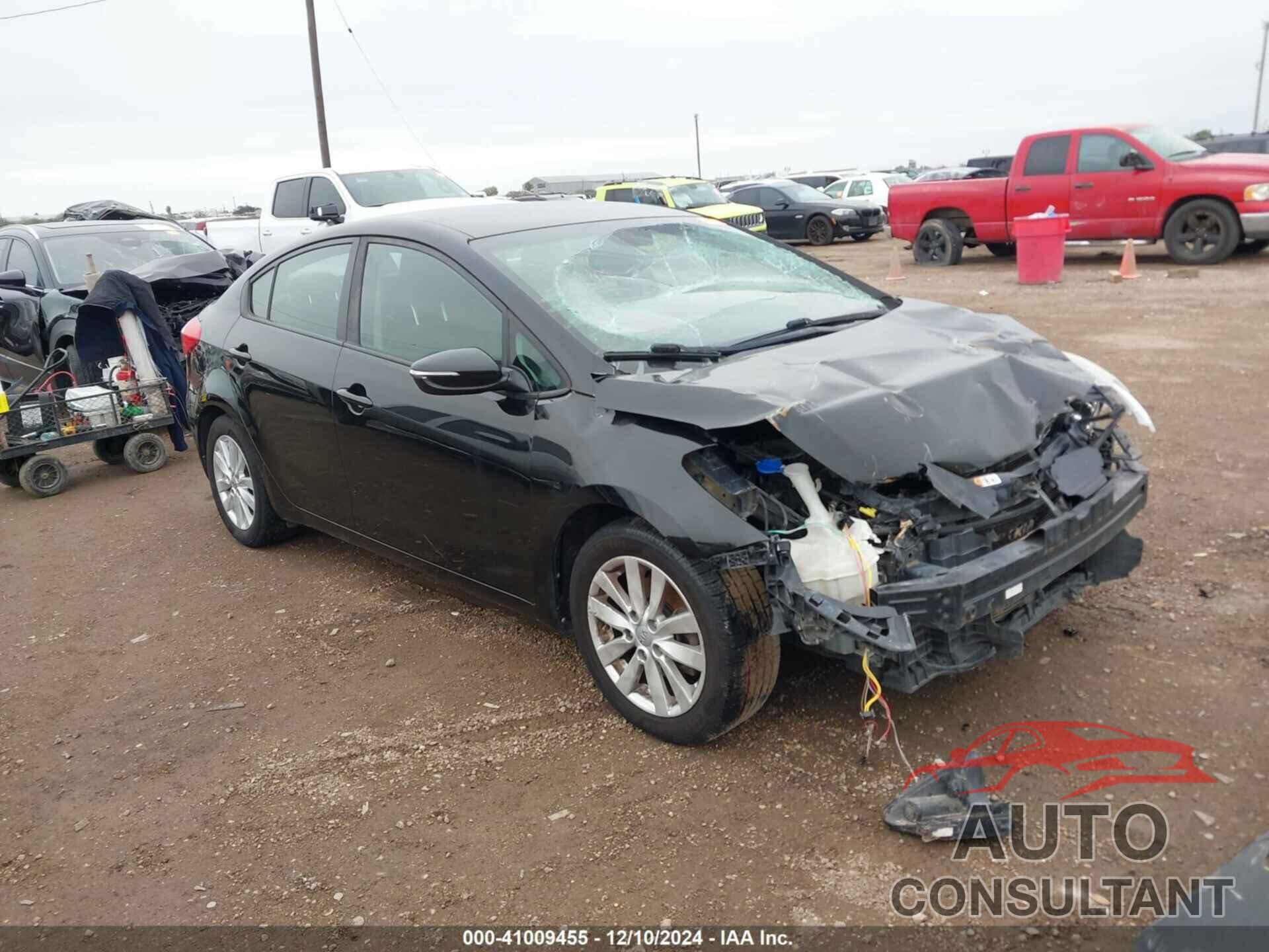 KIA FORTE 2016 - KNAFX4A63G5596439