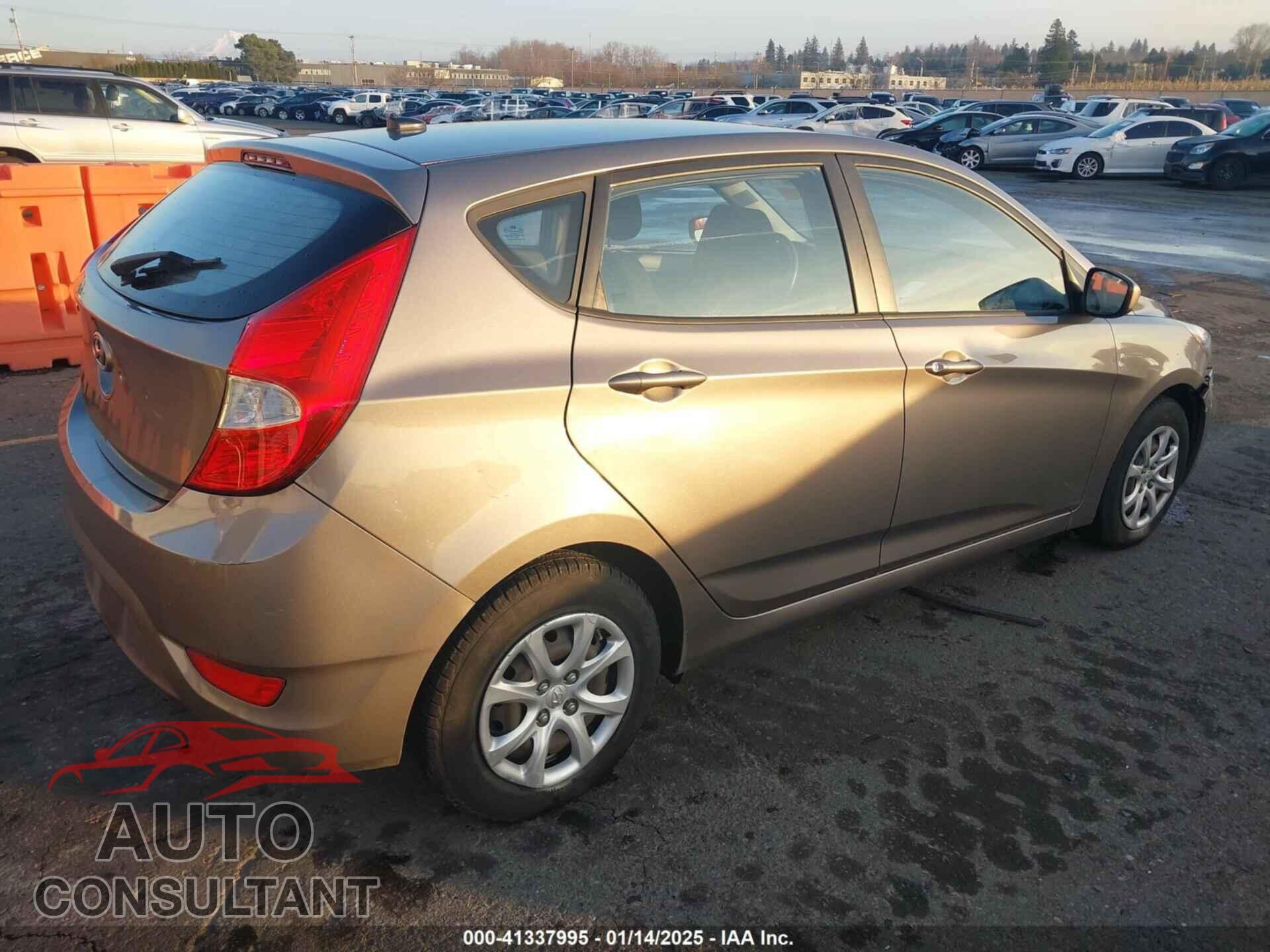 HYUNDAI ACCENT 2014 - KMHCT5AE2EU148996