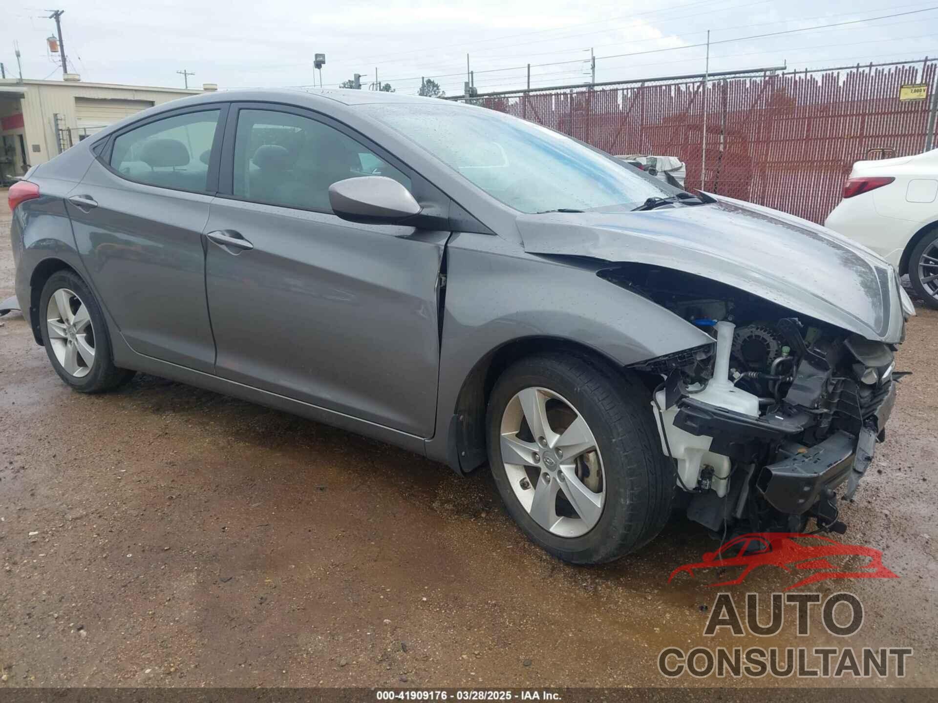 HYUNDAI ELANTRA 2013 - 5NPDH4AE9DH396661