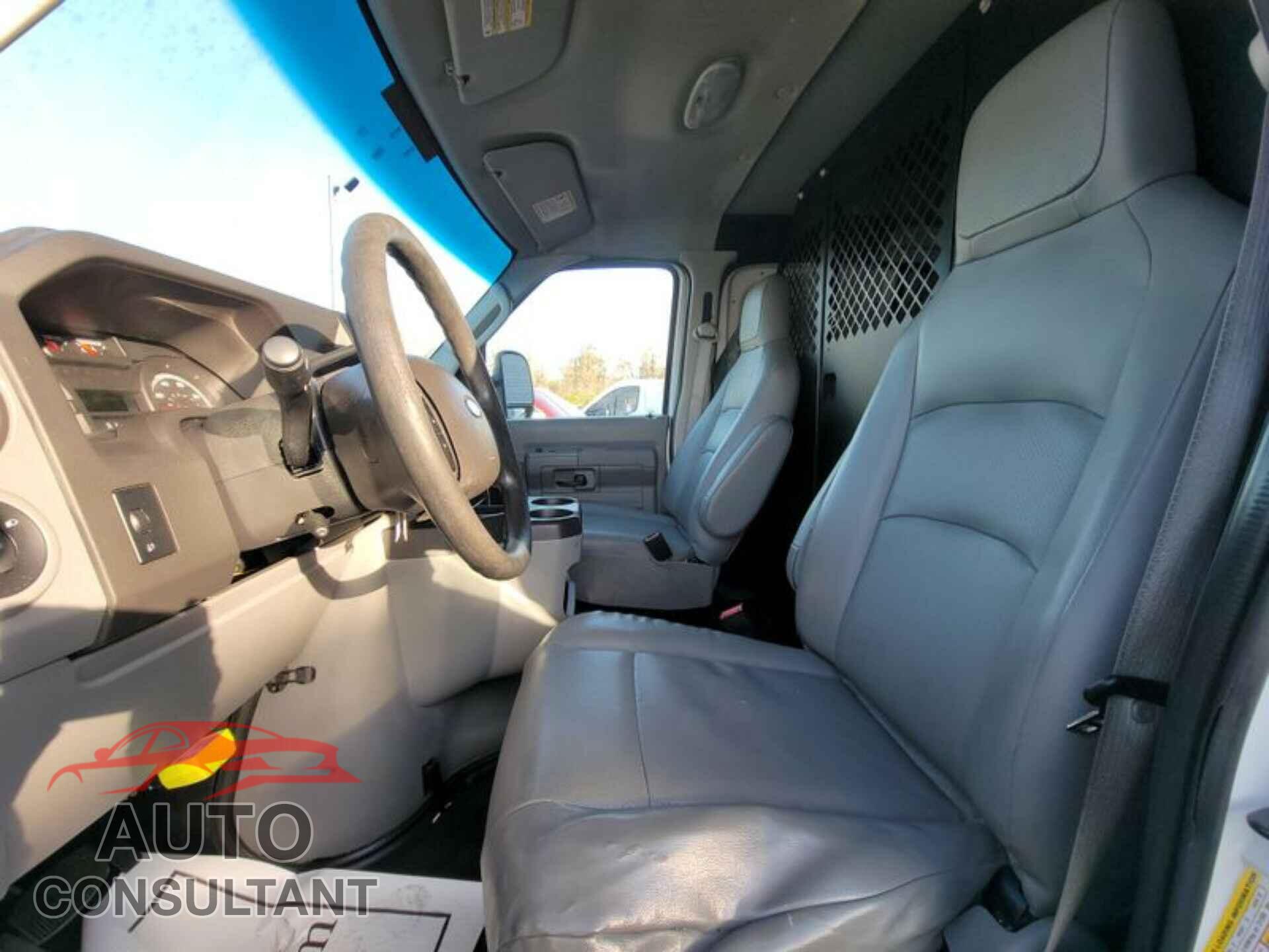 FORD E-150 2013 - 1FTNS1EW2DDA01832