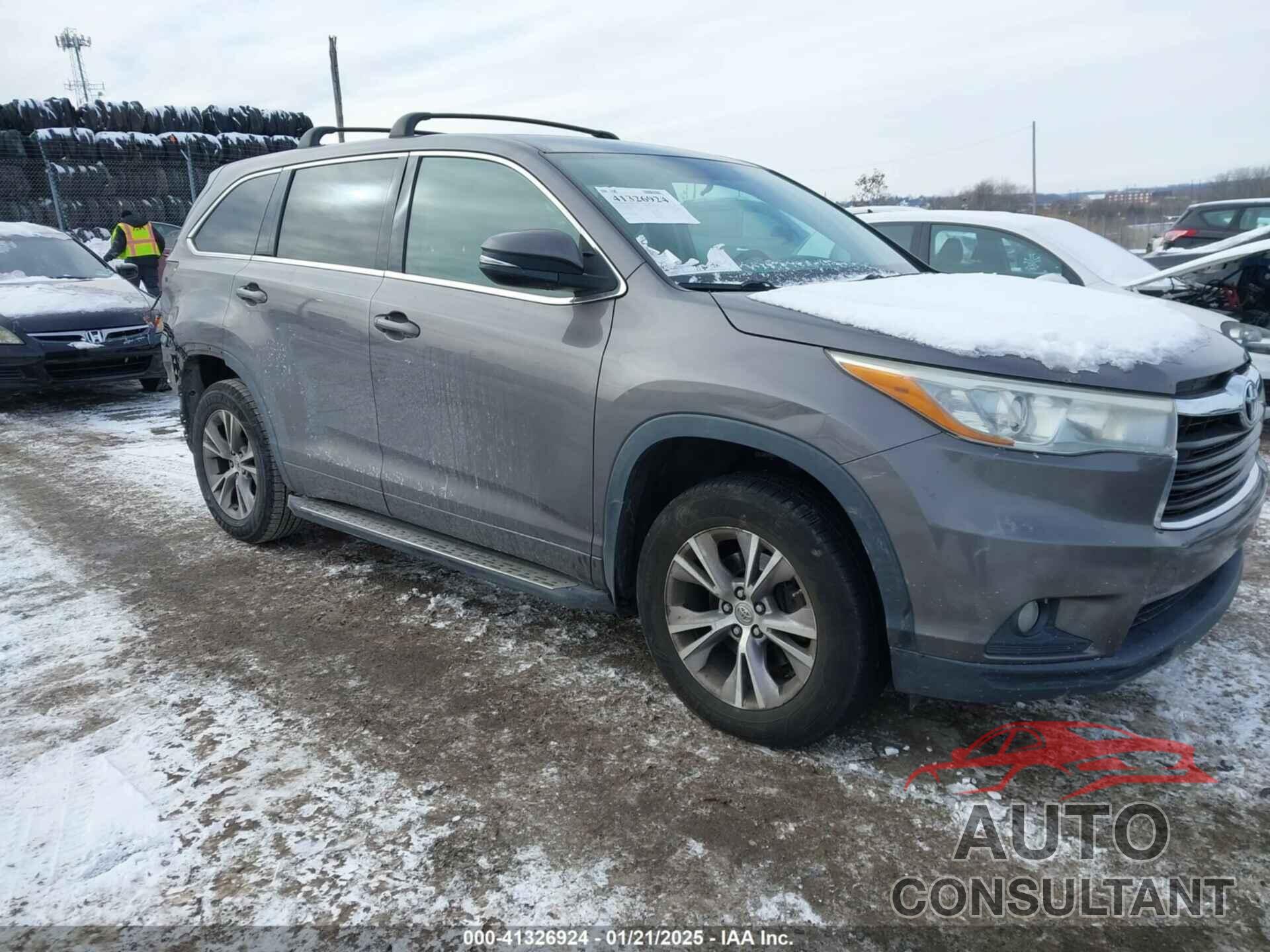 TOYOTA HIGHLANDER 2015 - 5TDBKRFH0FS077929