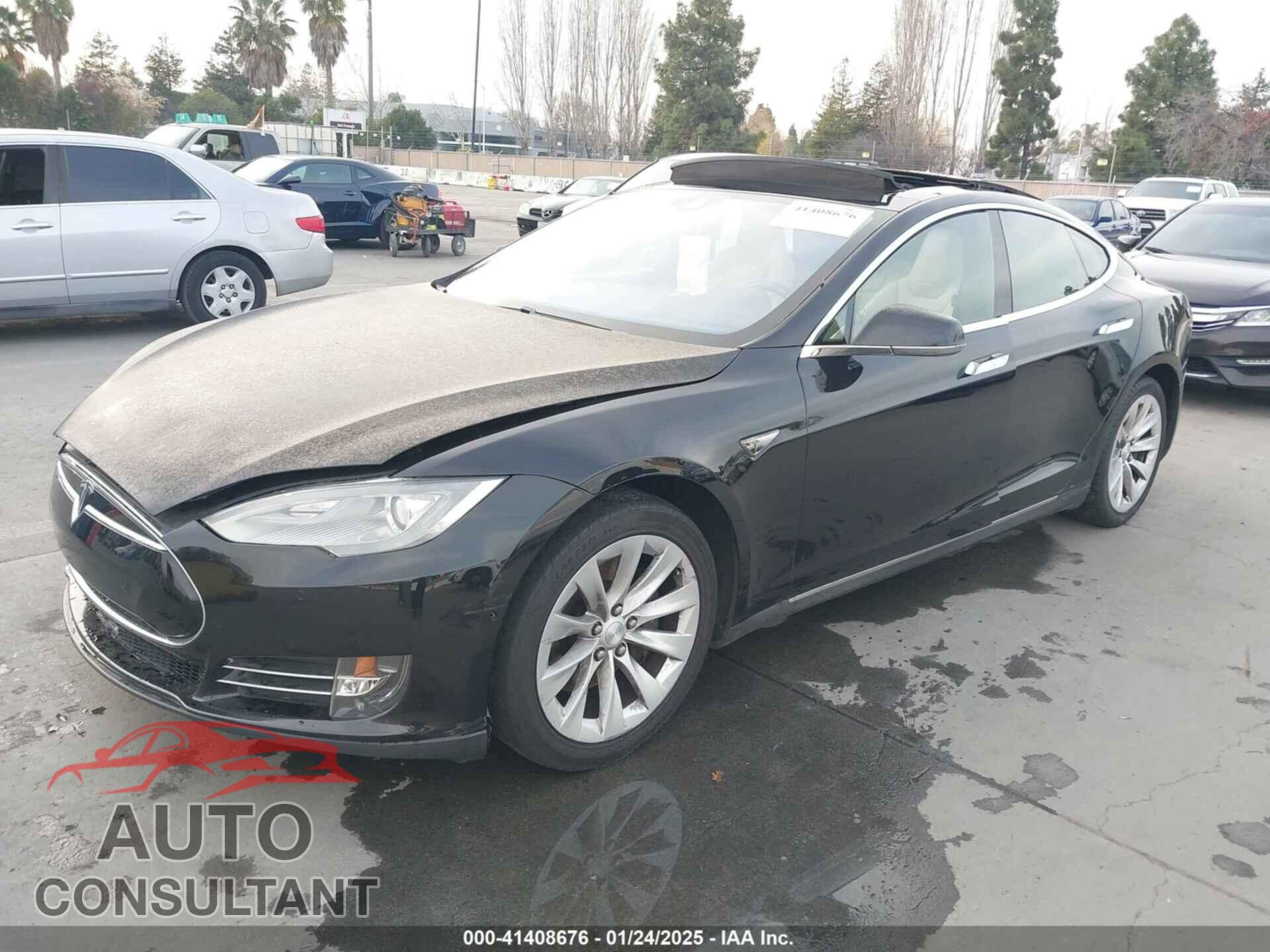 TESLA MODEL S 2016 - 5YJSA1E11GF132015