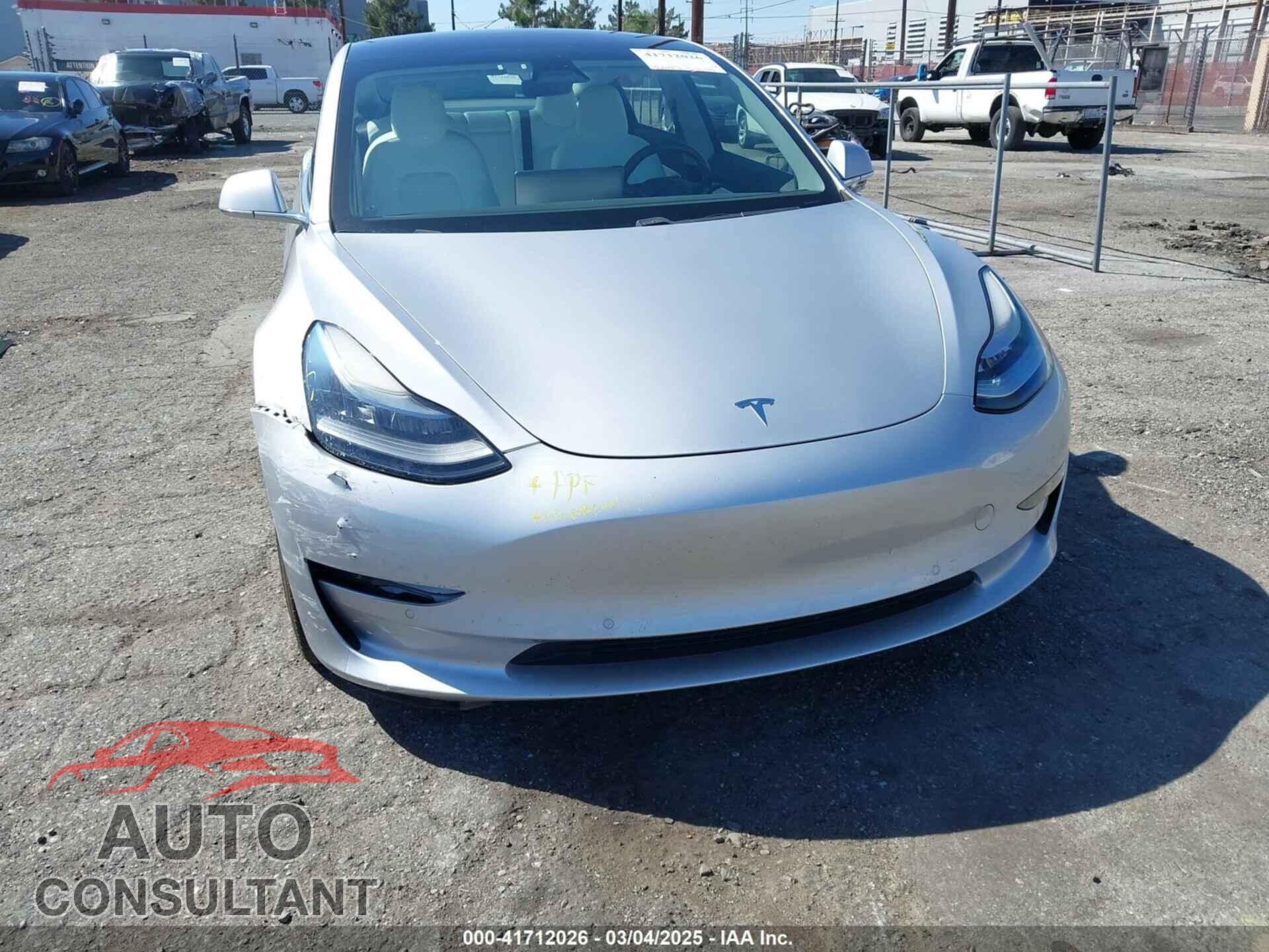 TESLA MODEL 3 2018 - 5YJ3E1EB0JF074830
