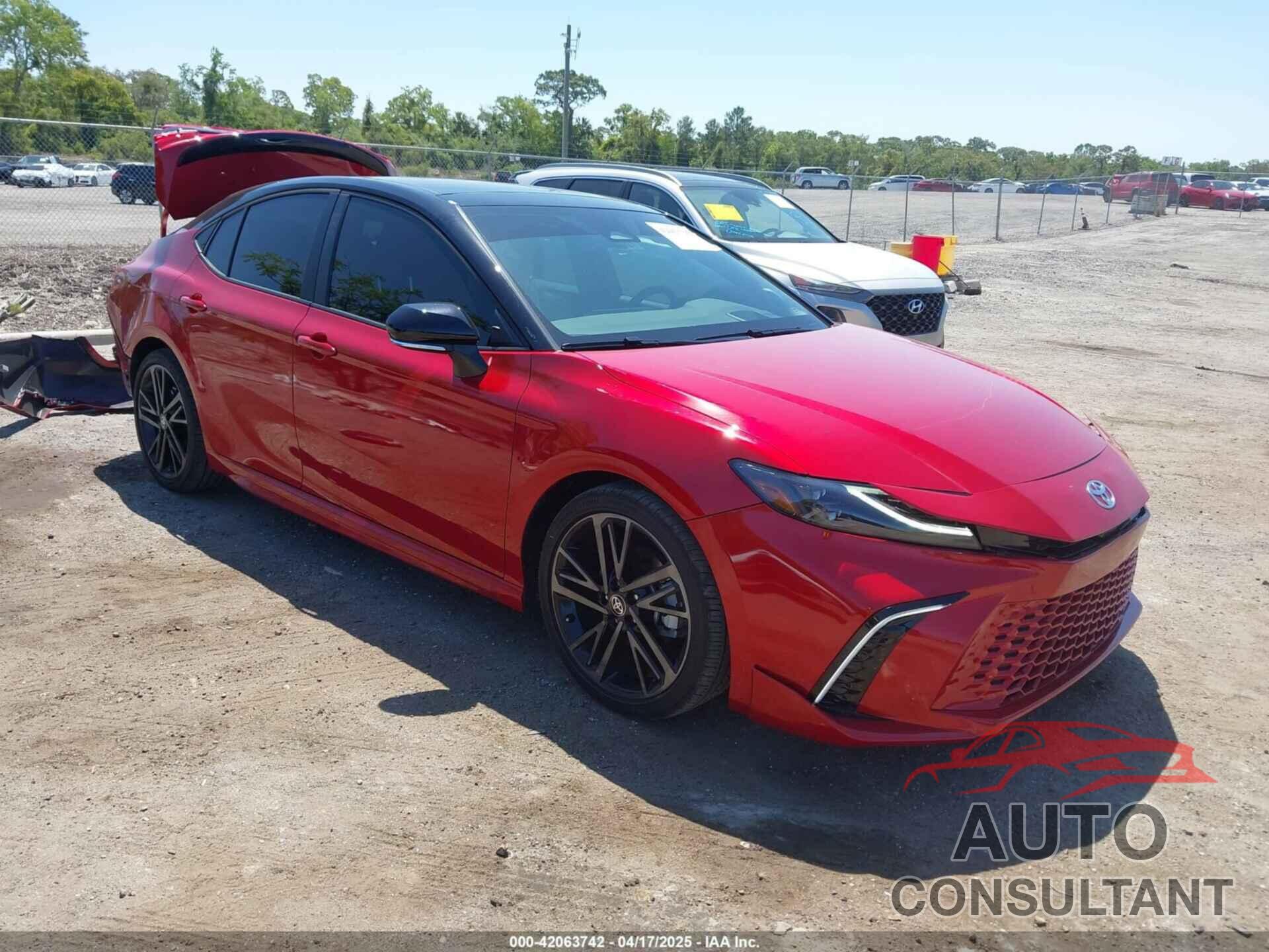 TOYOTA CAMRY 2025 - 4T1DAACK8SU025754