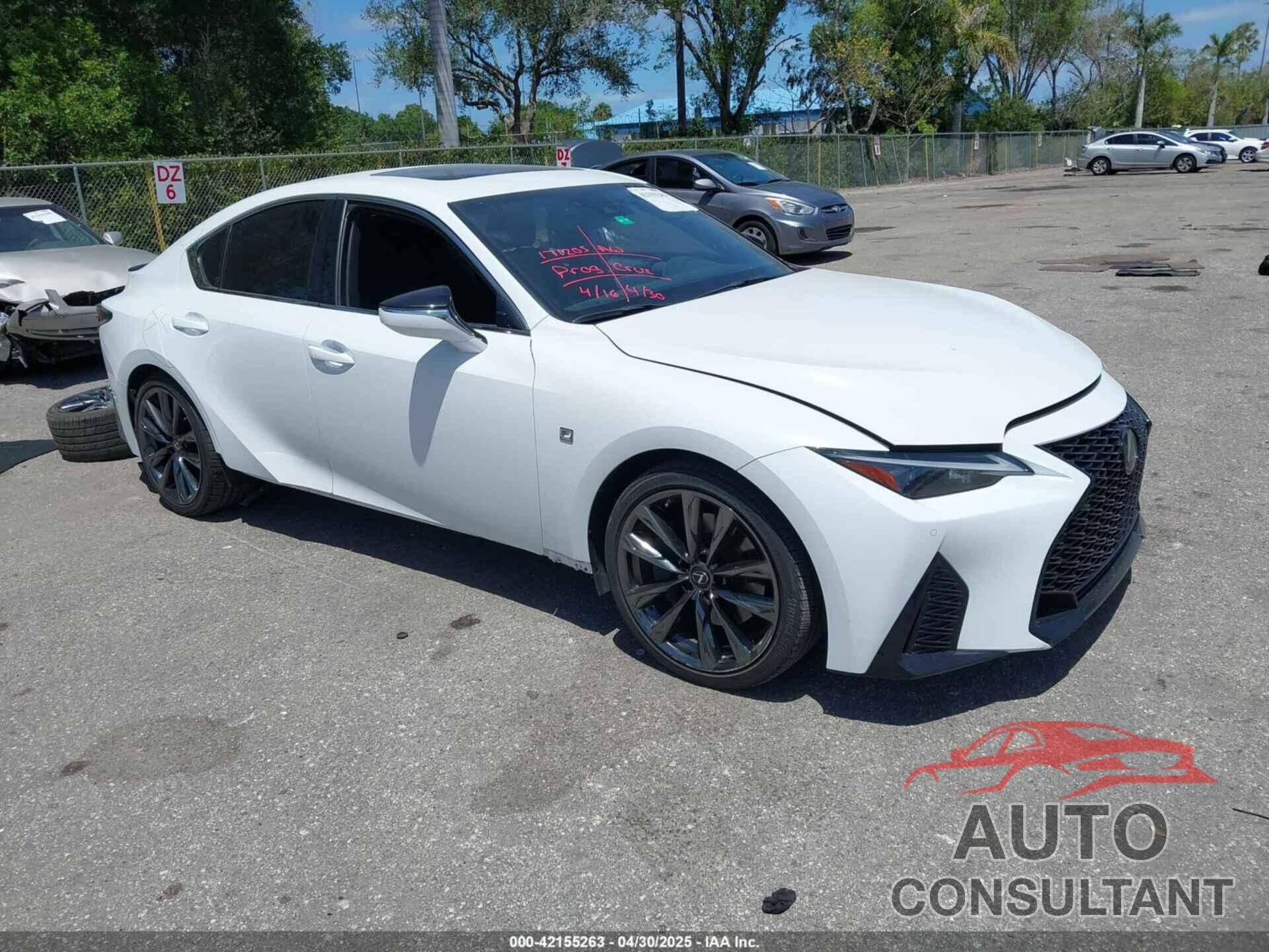 LEXUS IS 350 2021 - JTHGZ1B20M5043799