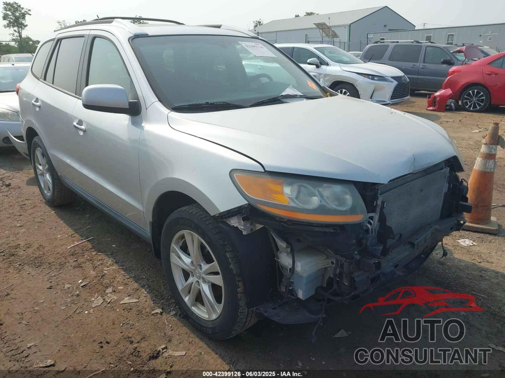 HYUNDAI SANTA FE 2011 - 5XYZKDAG1BG049564