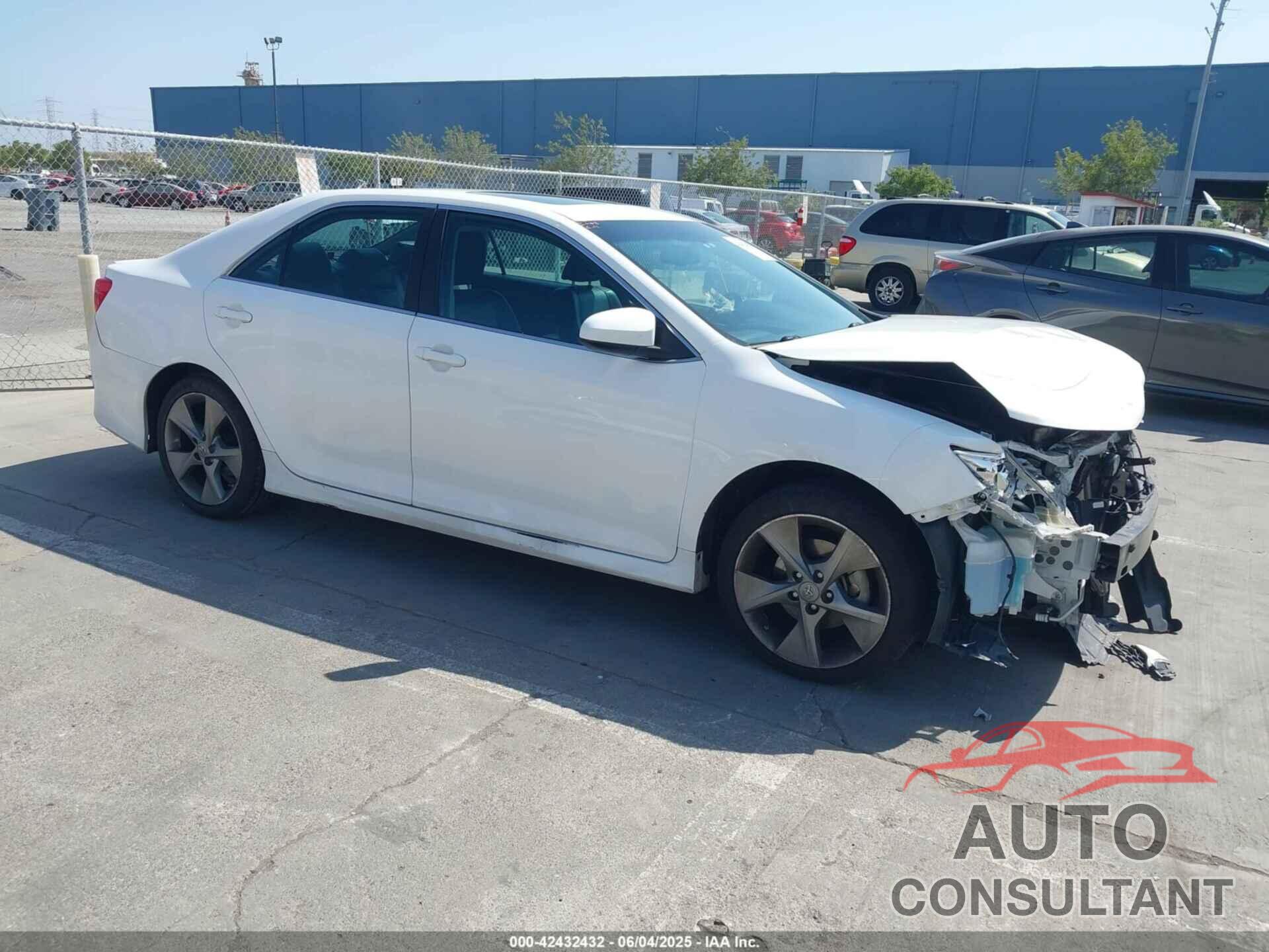 TOYOTA CAMRY 2013 - 4T1BK1FK0DU525393