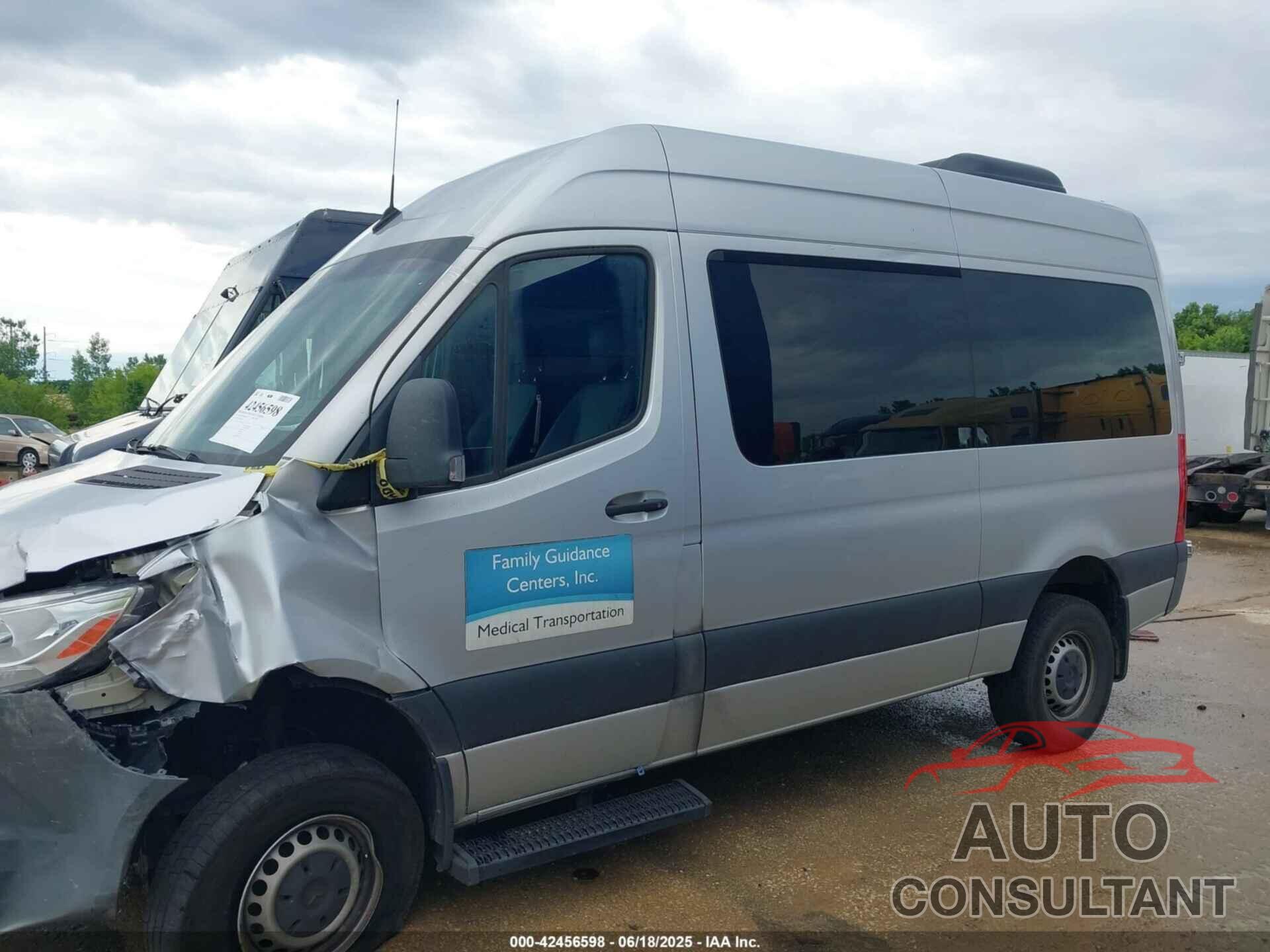 MERCEDES-BENZ SPRINTER 2021 - W1Z4EFVY0MT078911