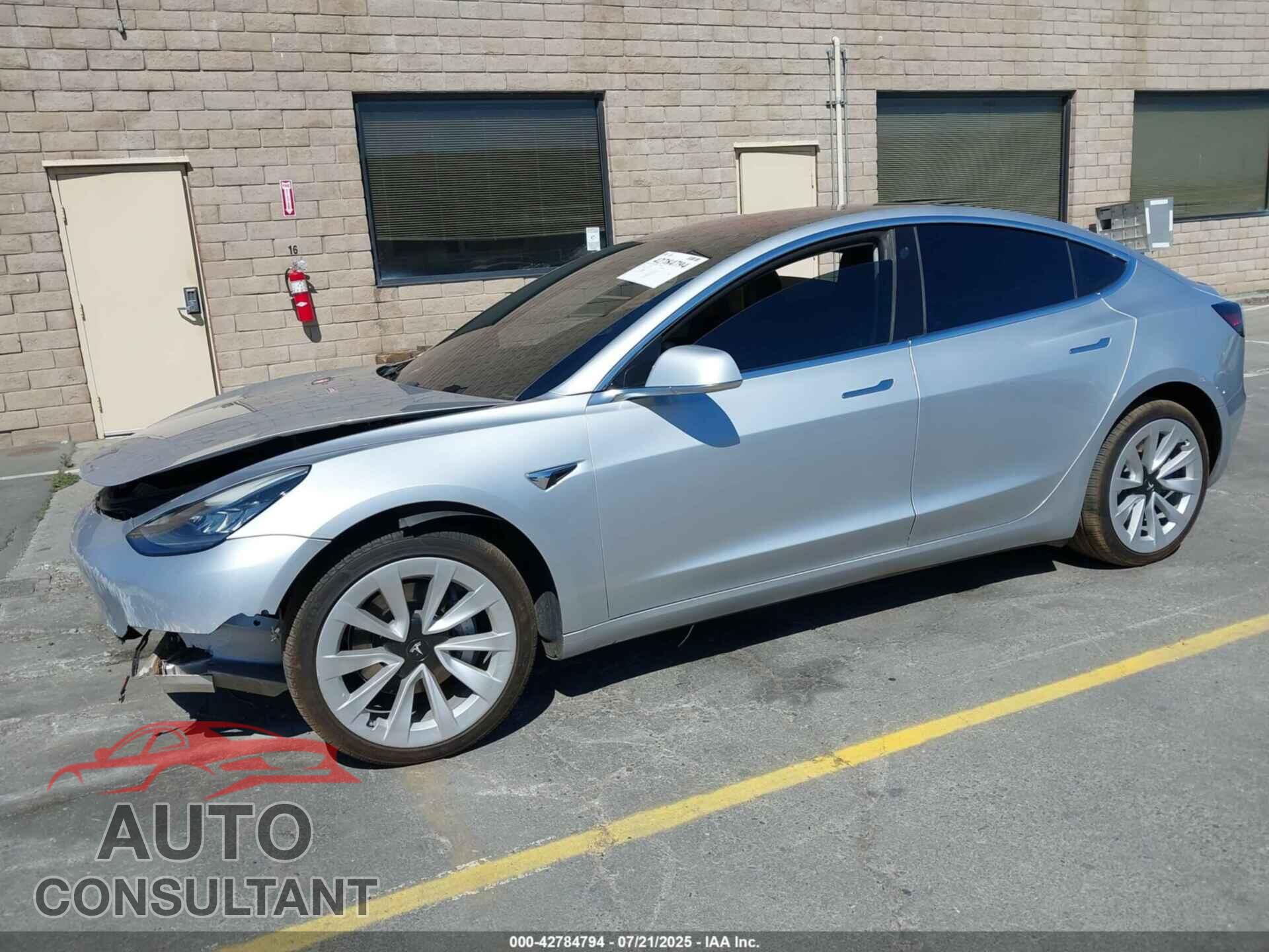 TESLA MODEL 3 2018 - 5YJ3E1EA4JF009647