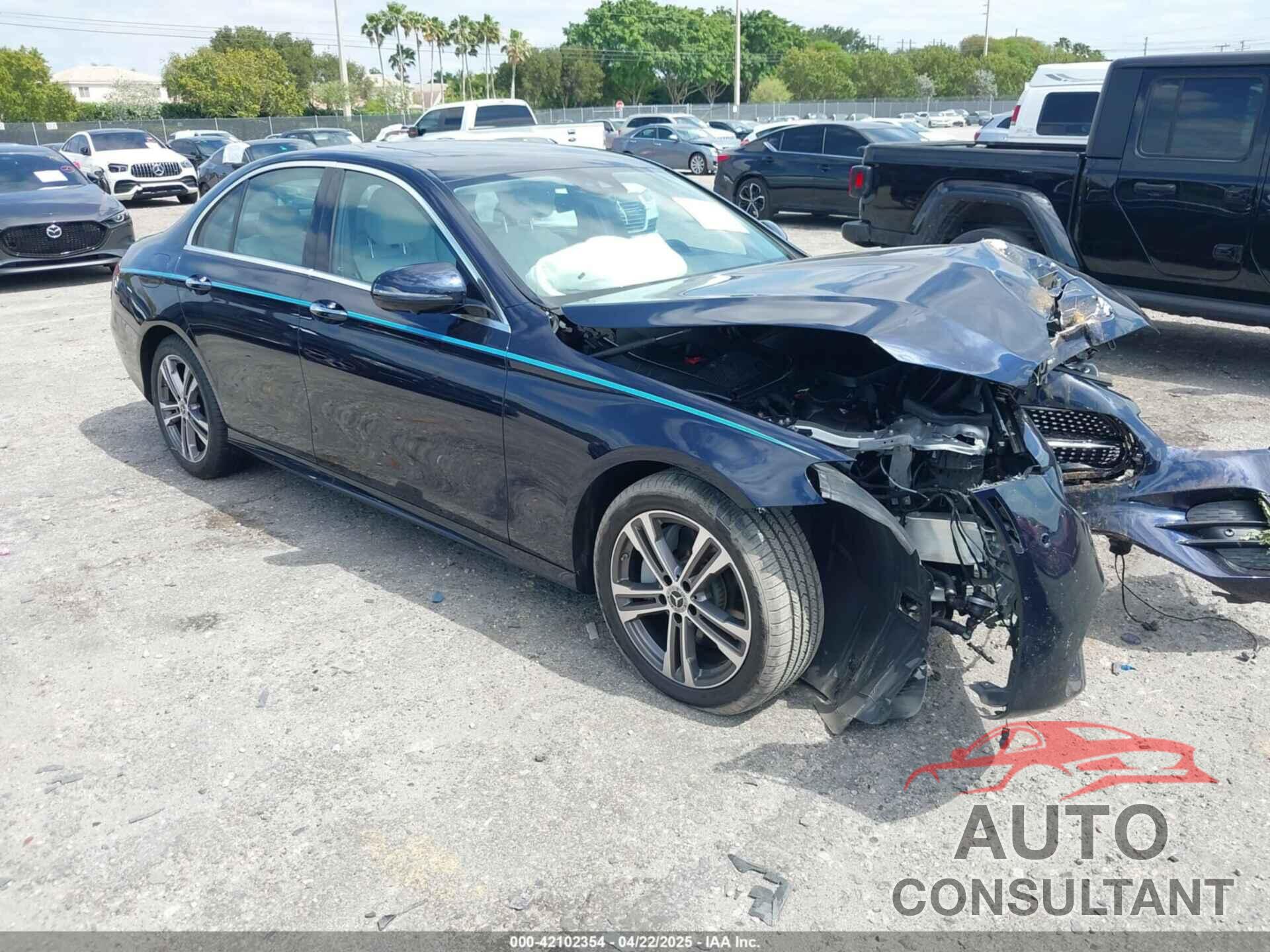 MERCEDES-BENZ E 350 2022 - W1KZF8DBXNB049580