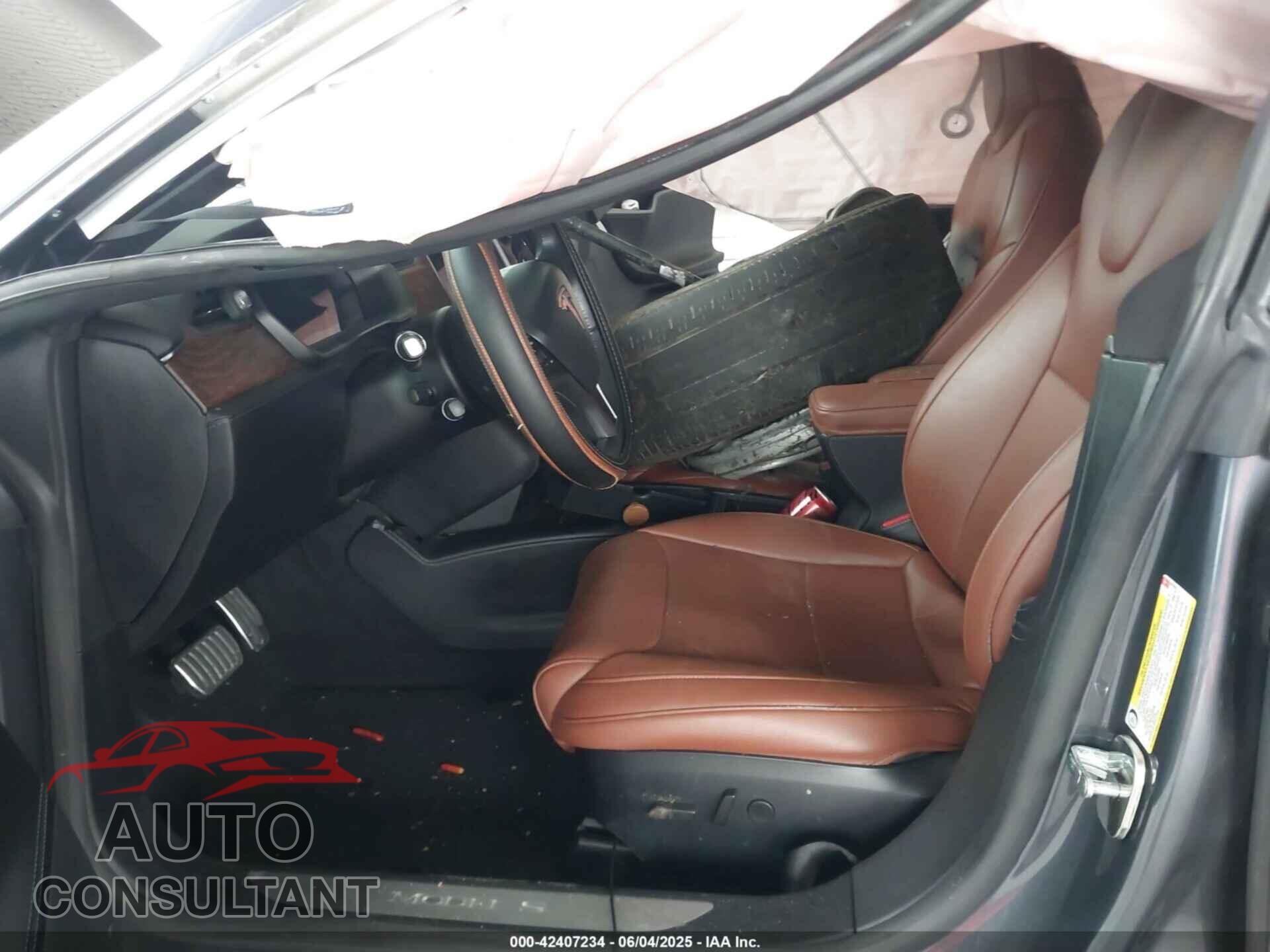TESLA MODEL S 2021 - 5YJSA1E28MF421655