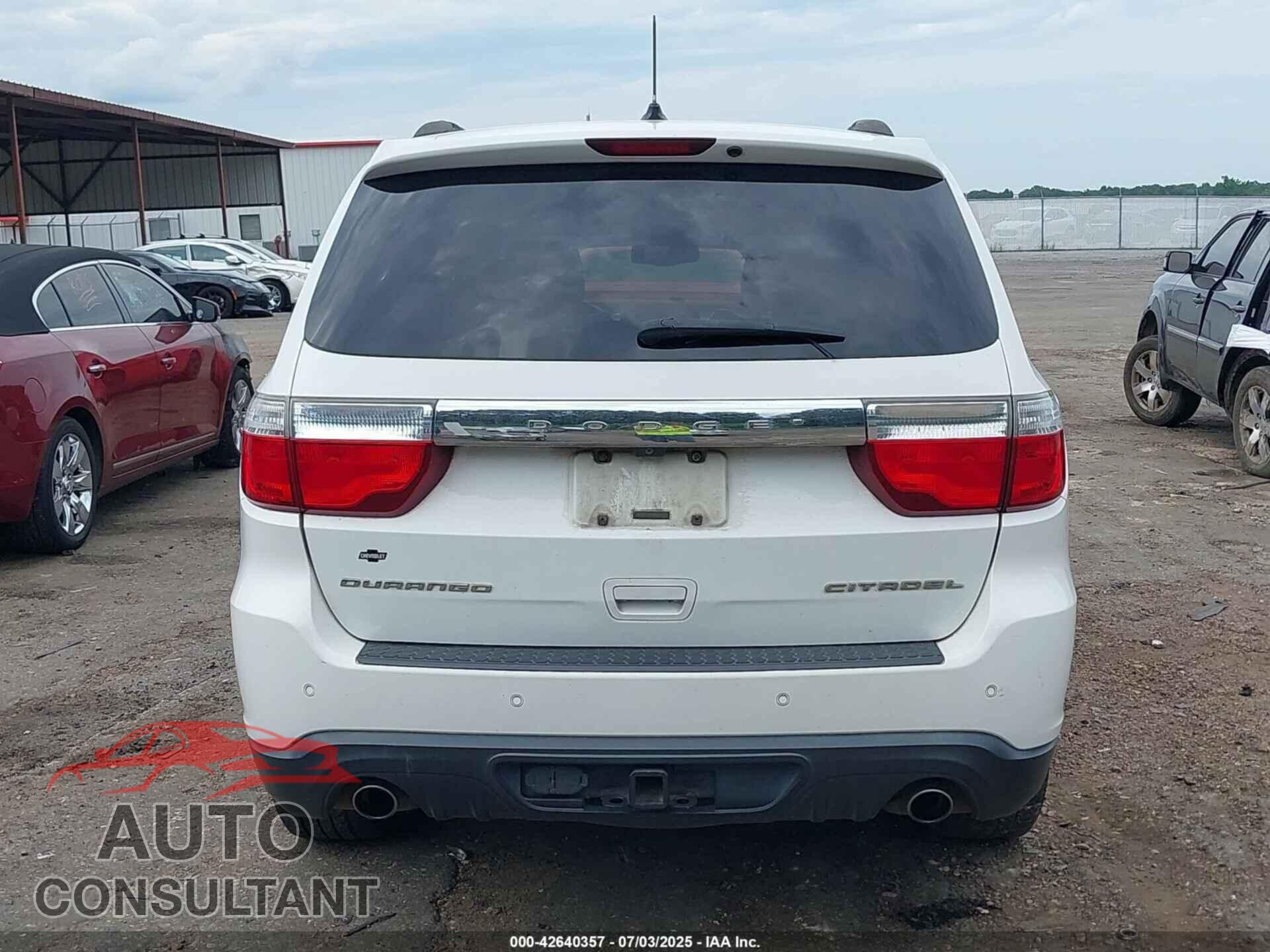 DODGE DURANGO 2013 - 1C4SDHET2DC637412