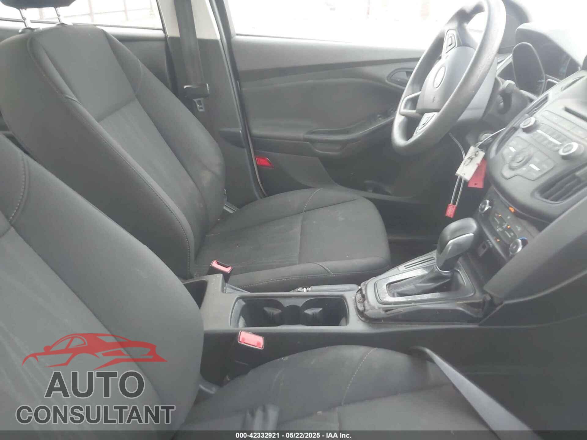 FORD FOCUS 2016 - 1FADP3E29GL314897