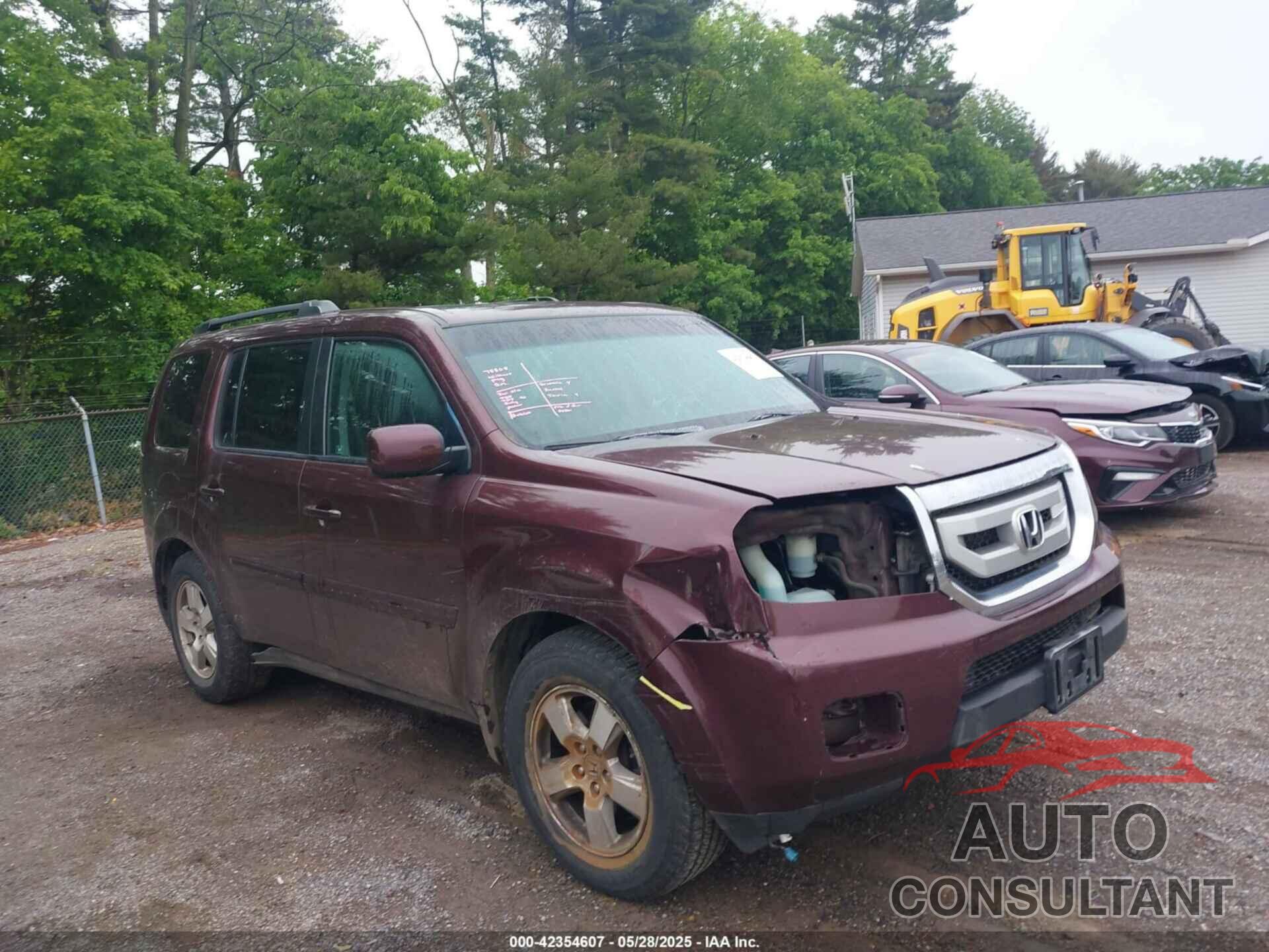 HONDA PILOT 2011 - 5FNYF4H56BB037308