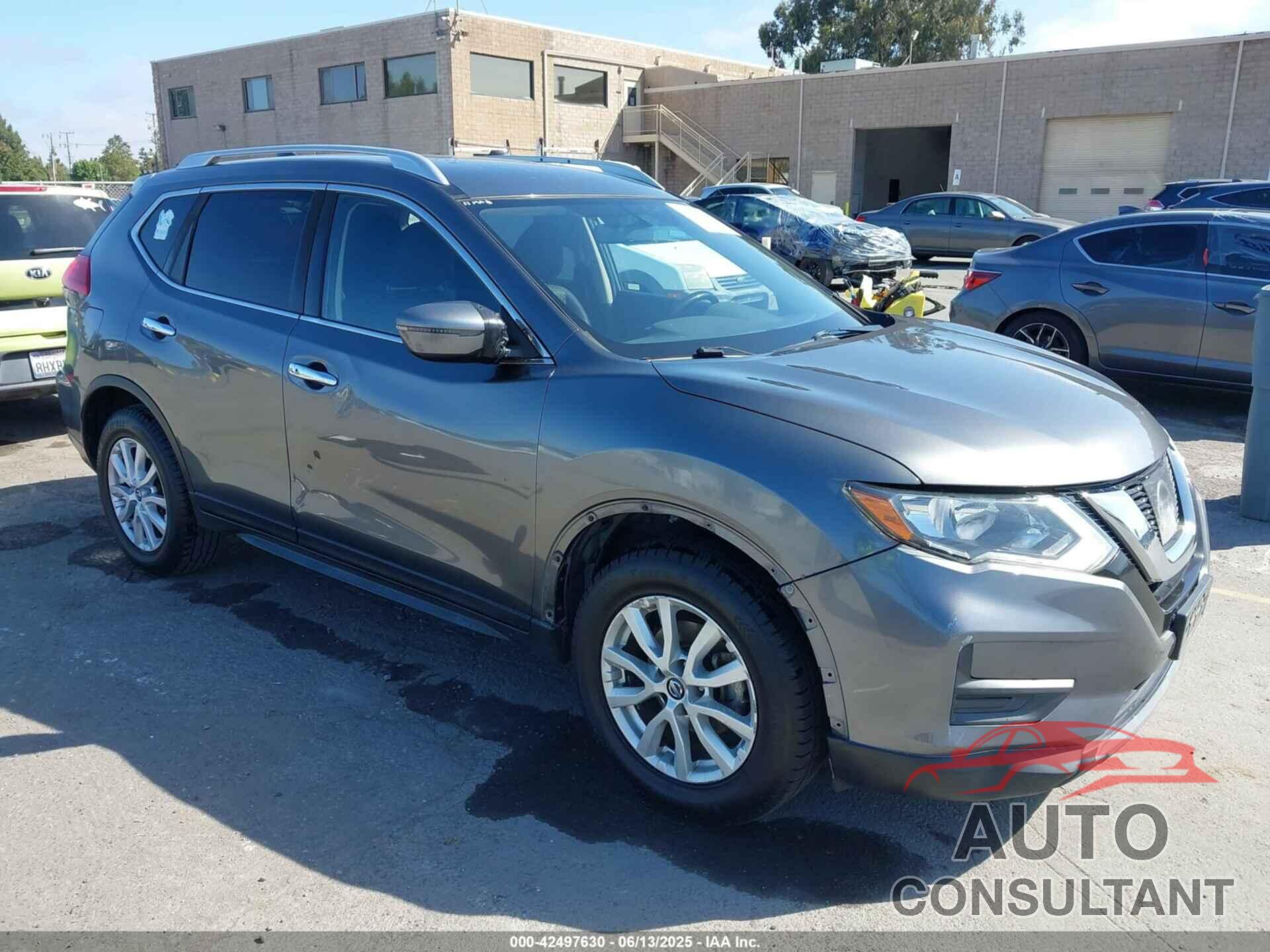 NISSAN ROGUE 2017 - JN8AT2MT1HW153012