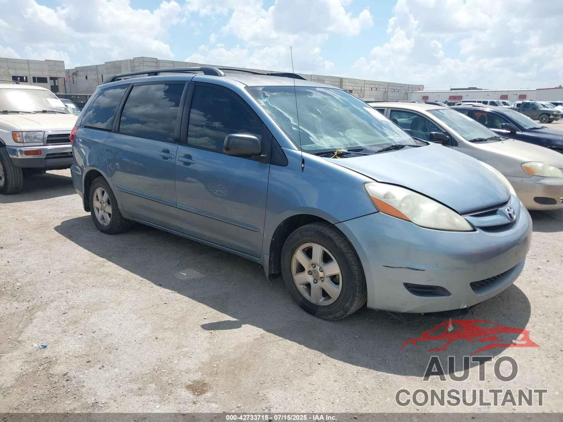TOYOTA SIENNA 2010 - 5TDKK4CC7AS317594